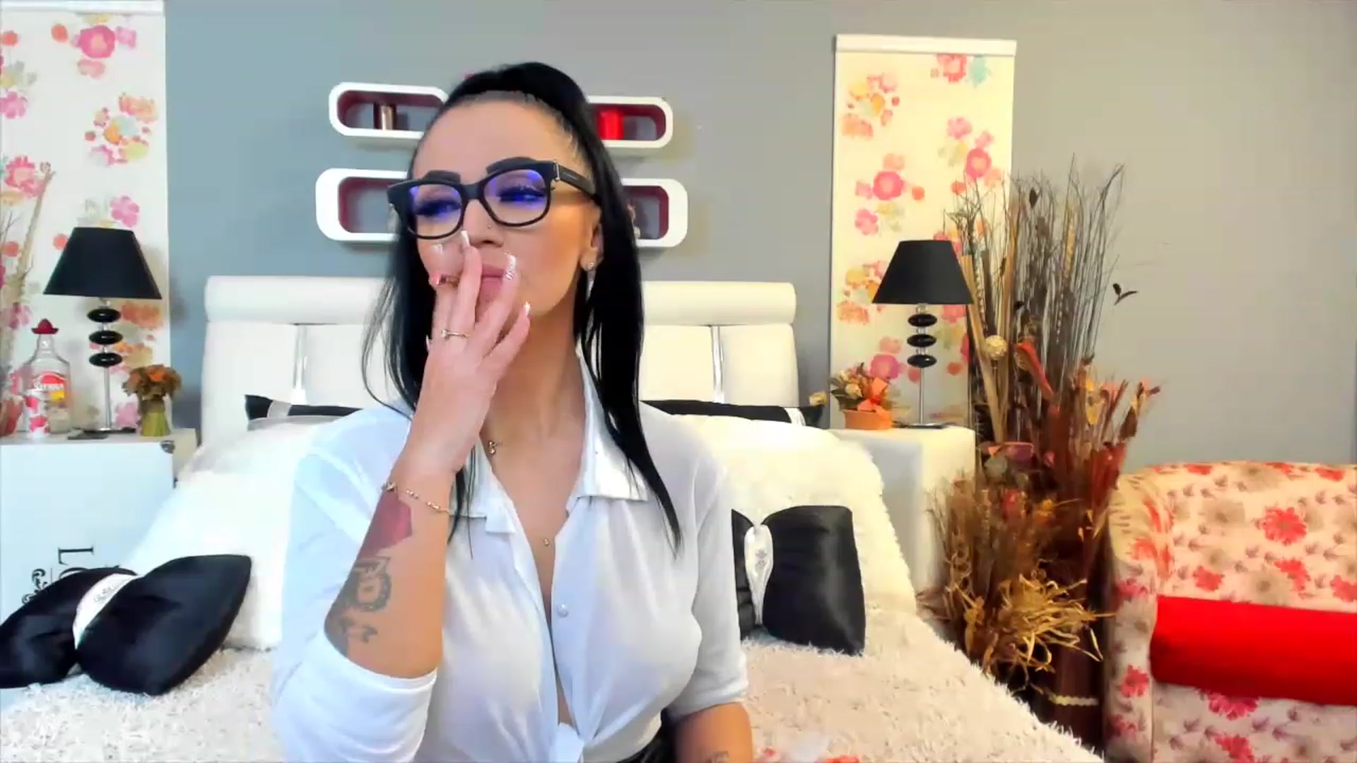 Gallery image thumbnail from Lissa_O's myfreecams stream on, 02/12/2023, 11:55 image 19 of 20