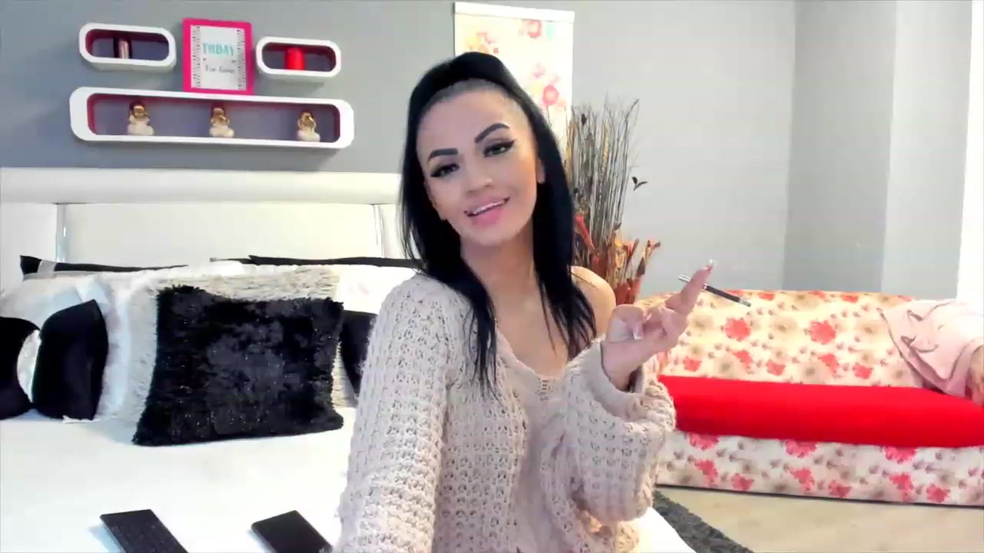 Gallery image thumbnail from Lissa_O's myfreecams stream on, 02/12/2023, 13:52 image 14 of 20