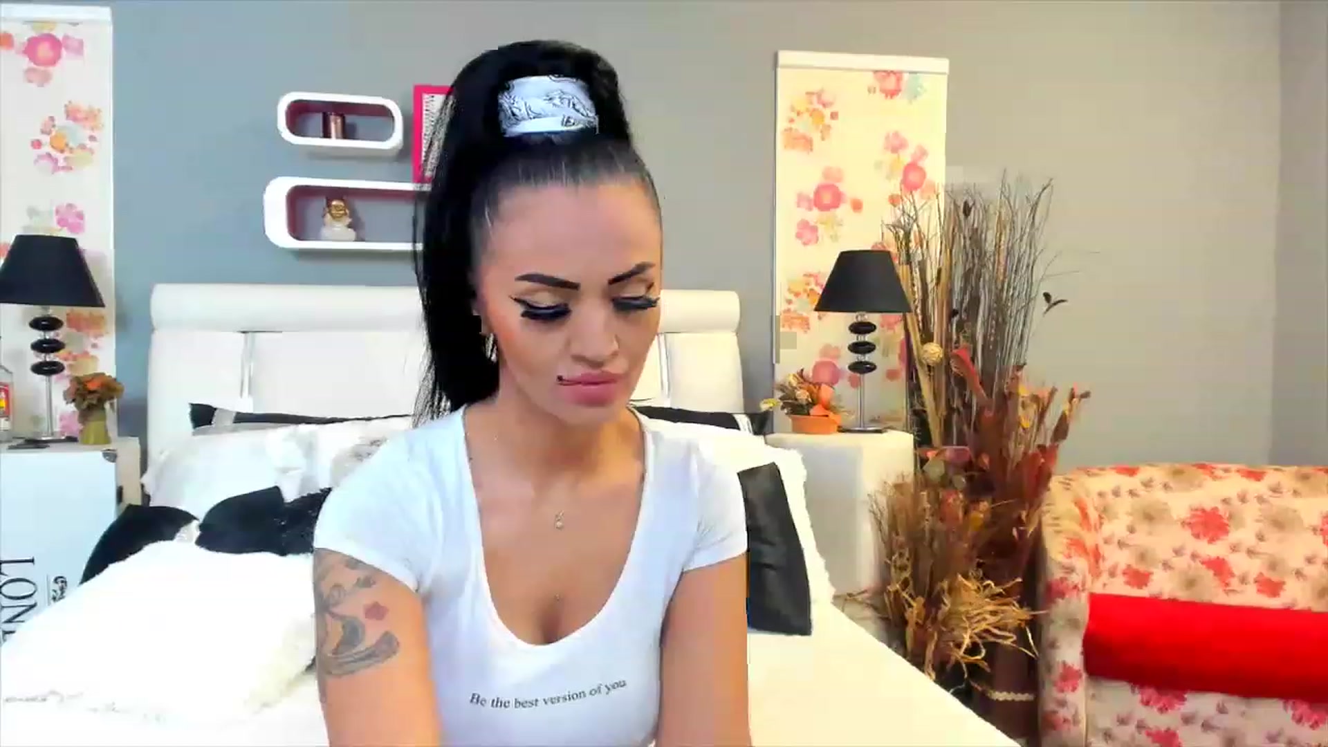 Gallery image thumbnail from Lissa_O's myfreecams stream on, 02/16/2023, 10:48 image 20 of 20