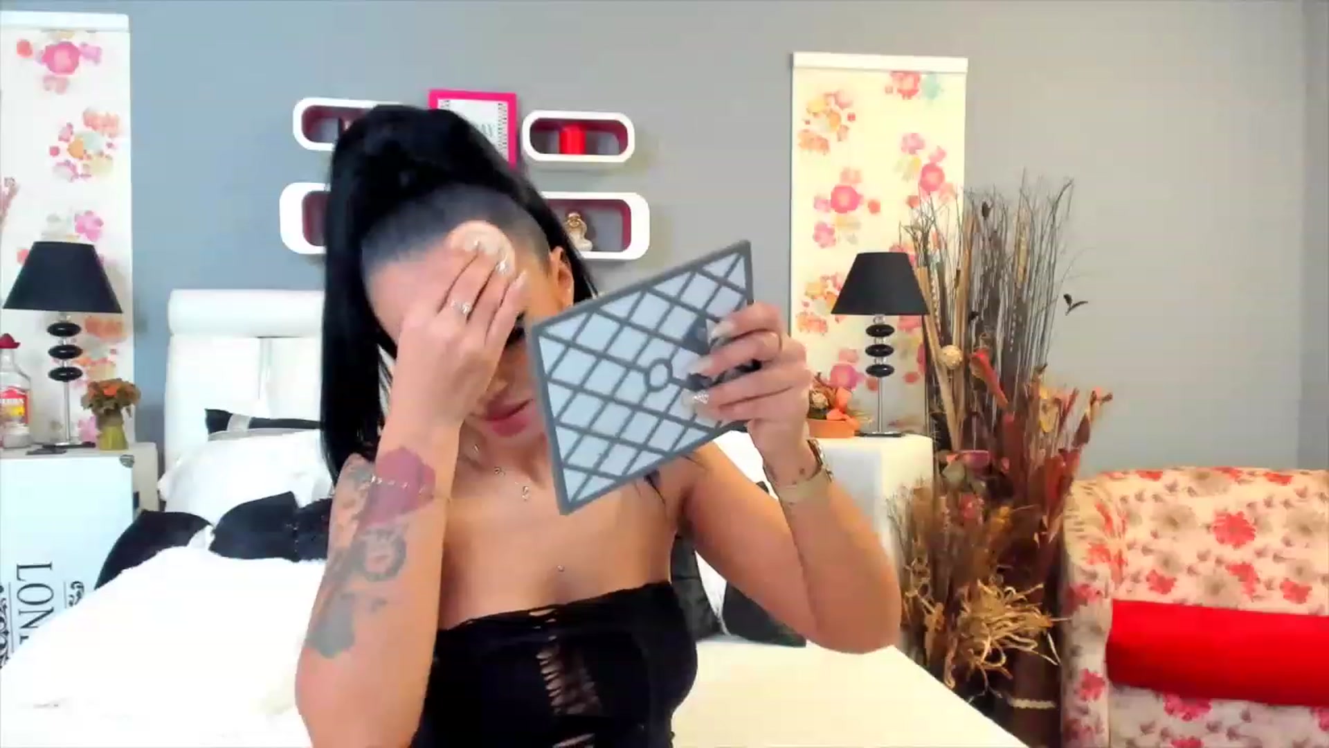 Gallery image thumbnail from Lissa_O's myfreecams stream on, 02/17/2023, 09:44 image 7 of 20