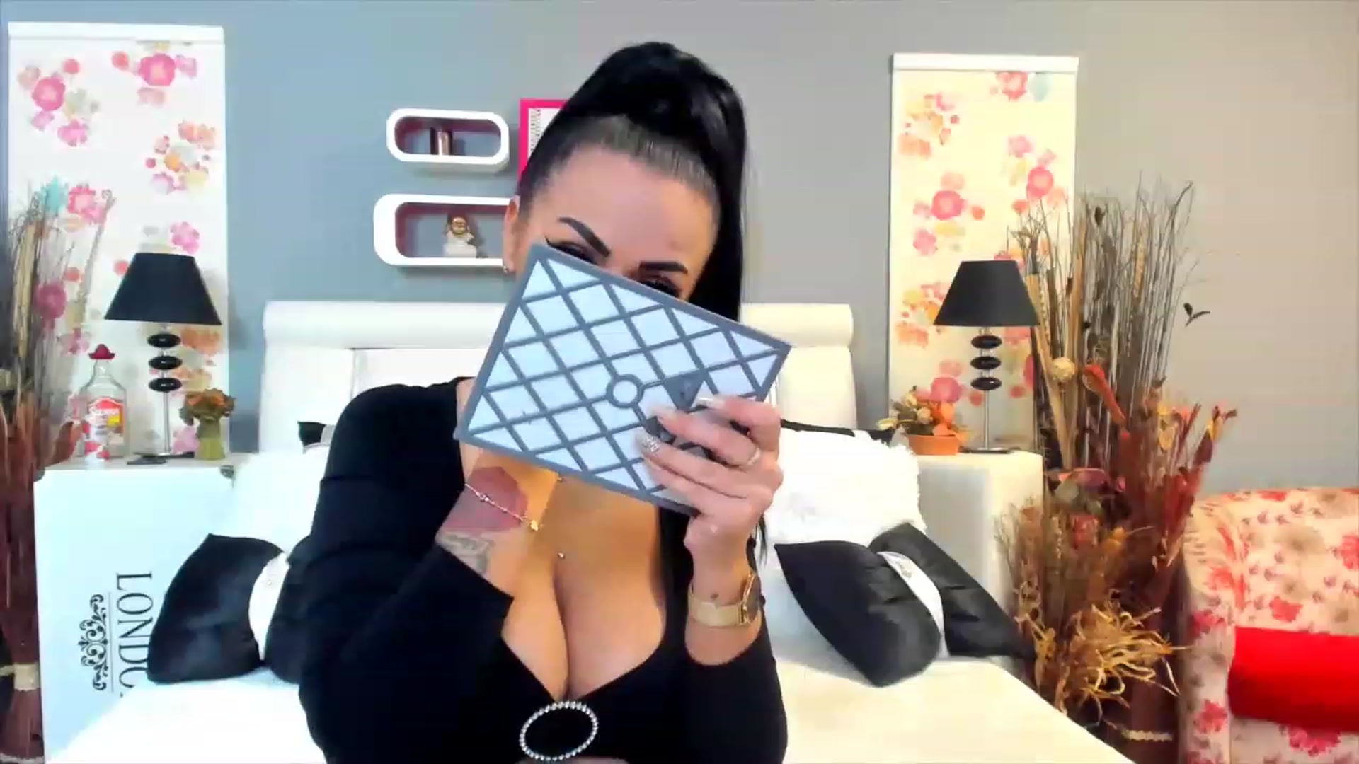 Gallery image thumbnail from Lissa_O's myfreecams stream on, 02/22/2023, 12:19 image 20 of 20