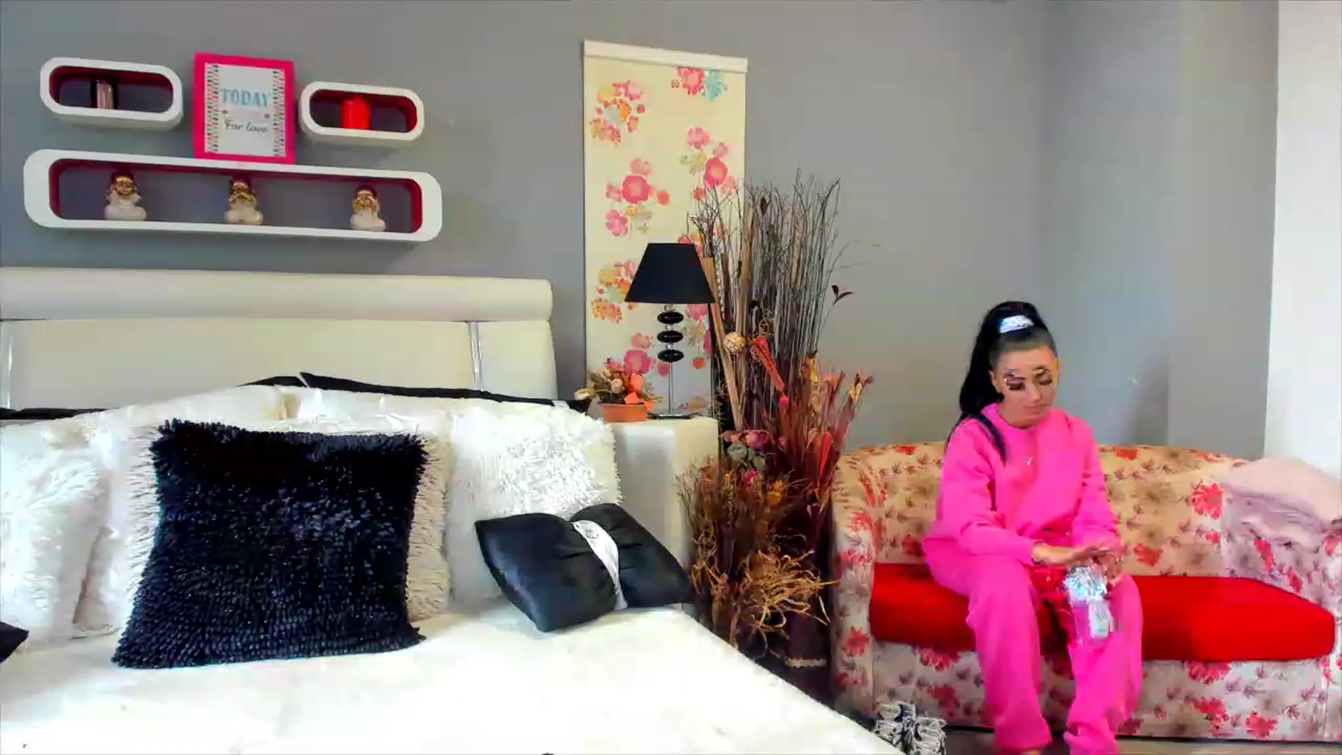 Gallery image thumbnail from Lissa_O's myfreecams stream on, 02/23/2023, 12:50 image 19 of 20