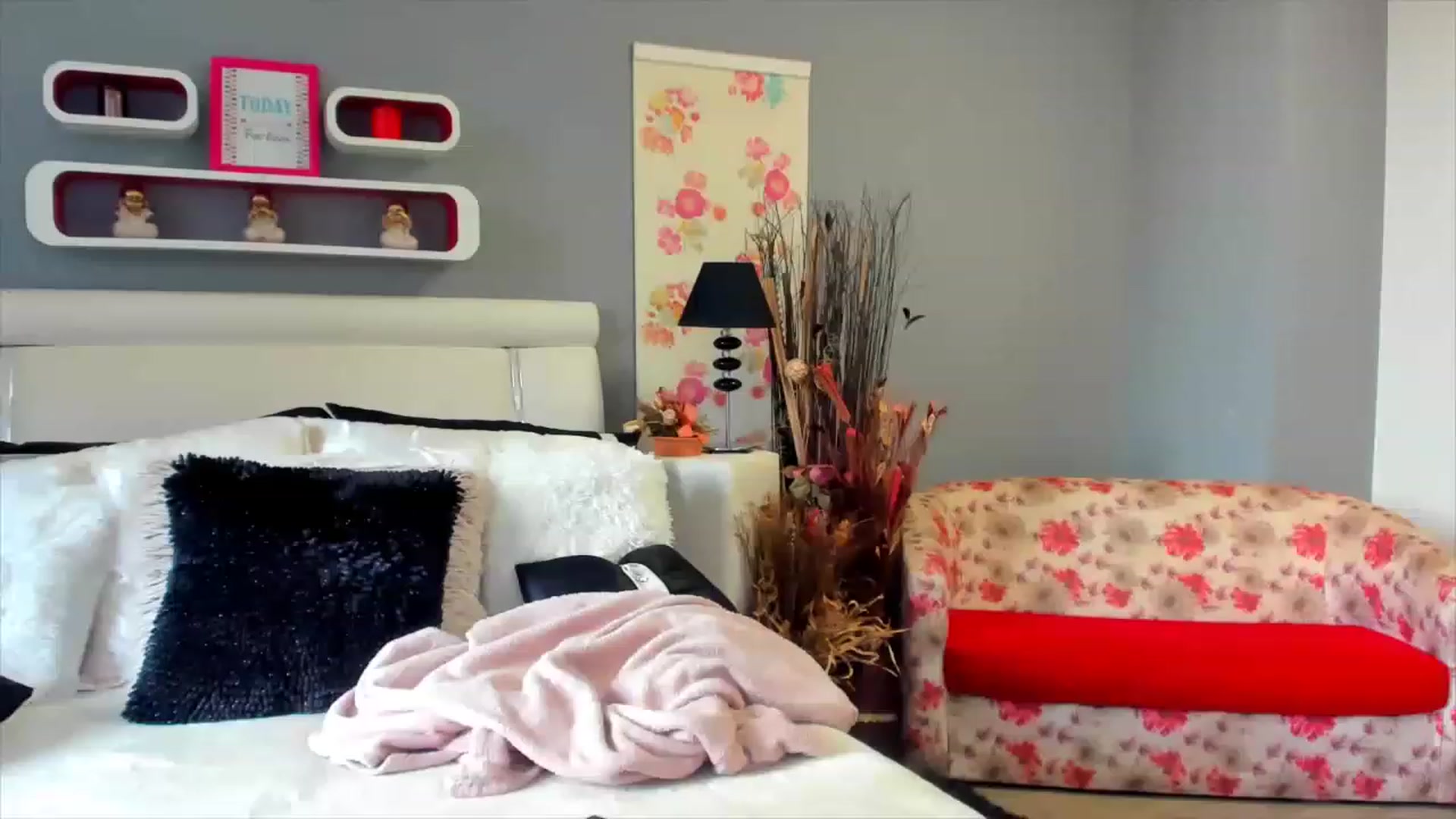 Gallery image thumbnail from Lissa_O's myfreecams stream on, 02/23/2023, 12:50 image 16 of 20