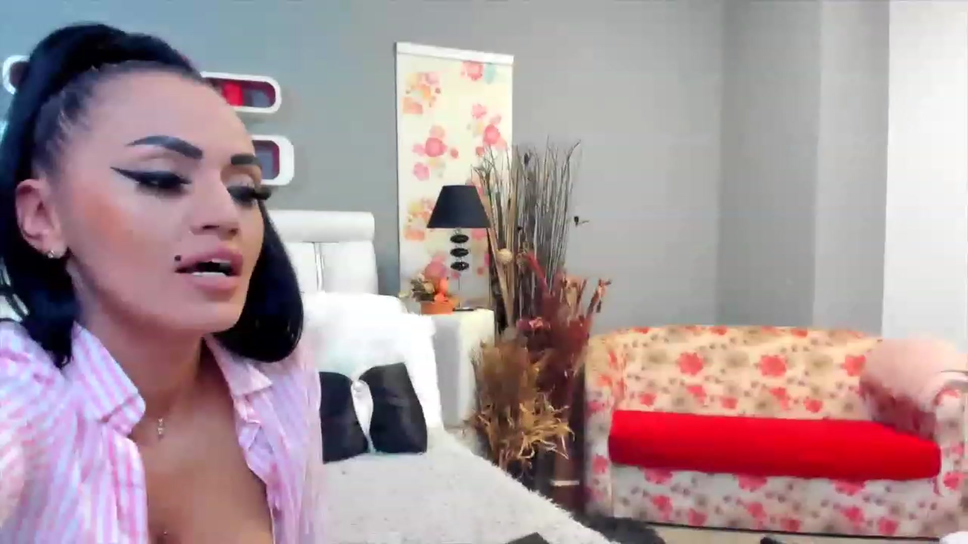 Gallery image thumbnail from Lissa_O's myfreecams stream on, 03/12/2023, 11:28 image 20 of 20