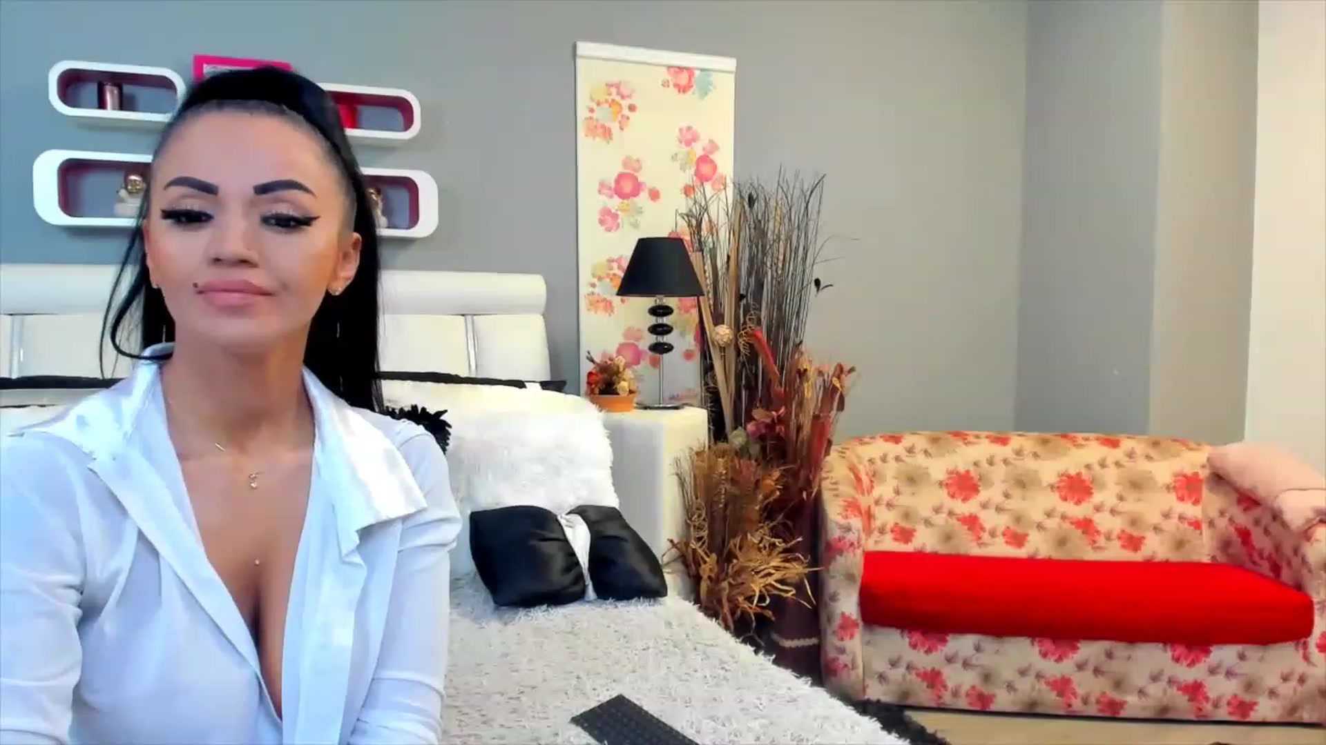 Gallery image thumbnail from Lissa_O's myfreecams stream on, 03/22/2023, 10:50 image 18 of 20