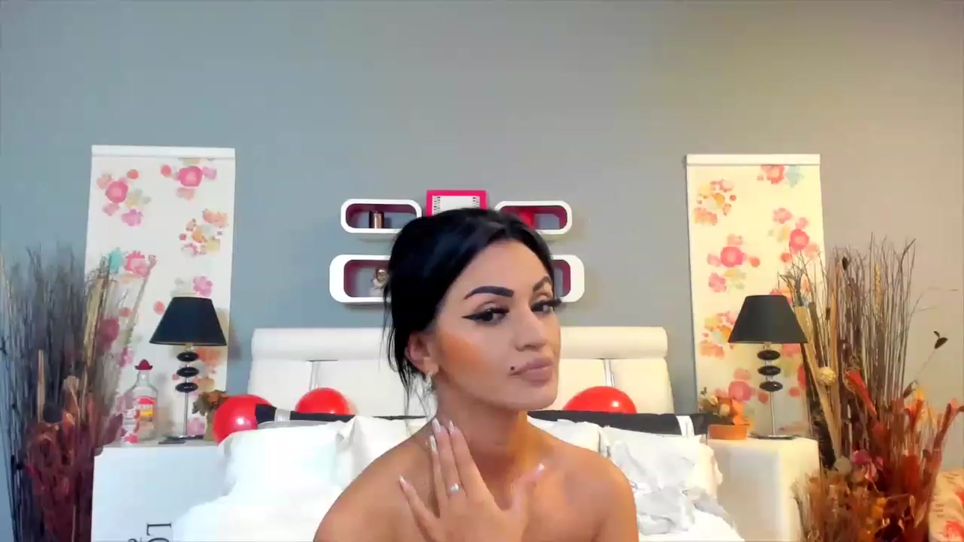 Gallery image thumbnail from Lissa_O's myfreecams stream on, 04/30/2023, 11:30 image 8 of 20