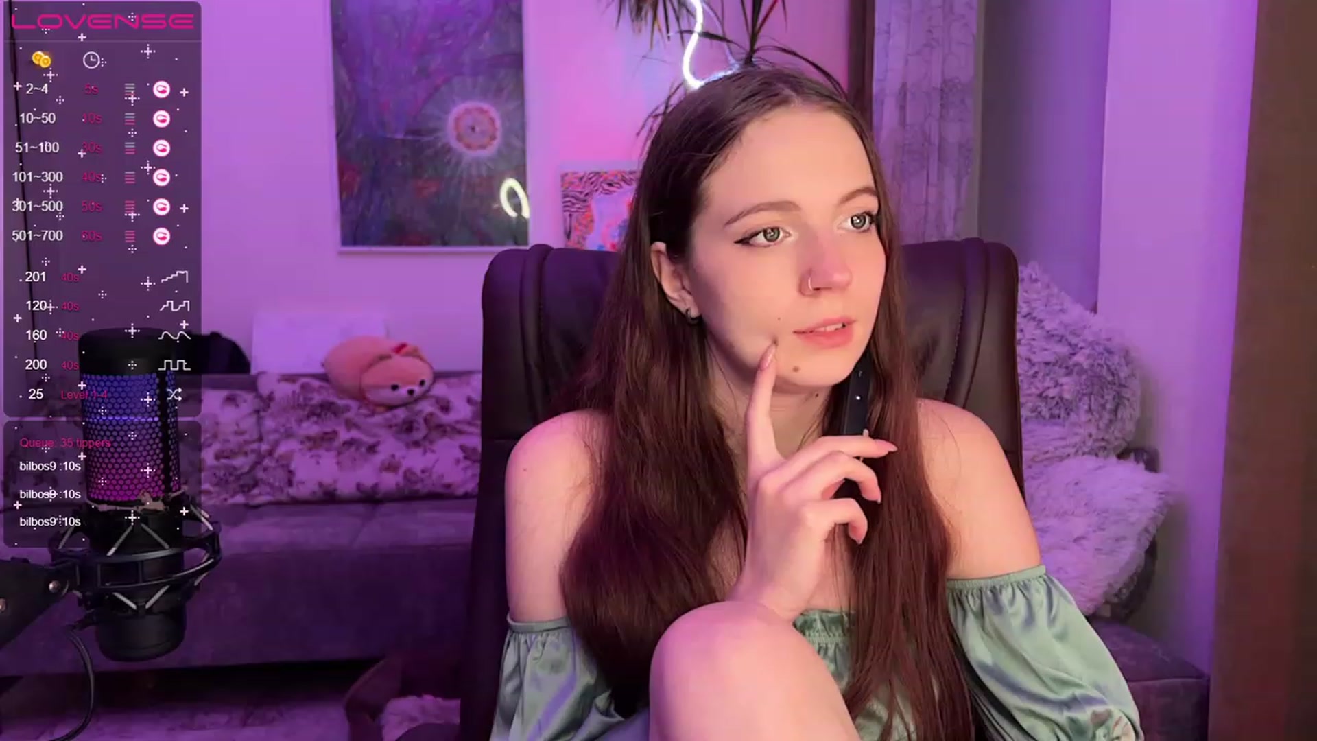 Gallery image thumbnail from Lissa_Skarlet's myfreecams stream on, 12/01/2022, 08:01 image 18 of 20