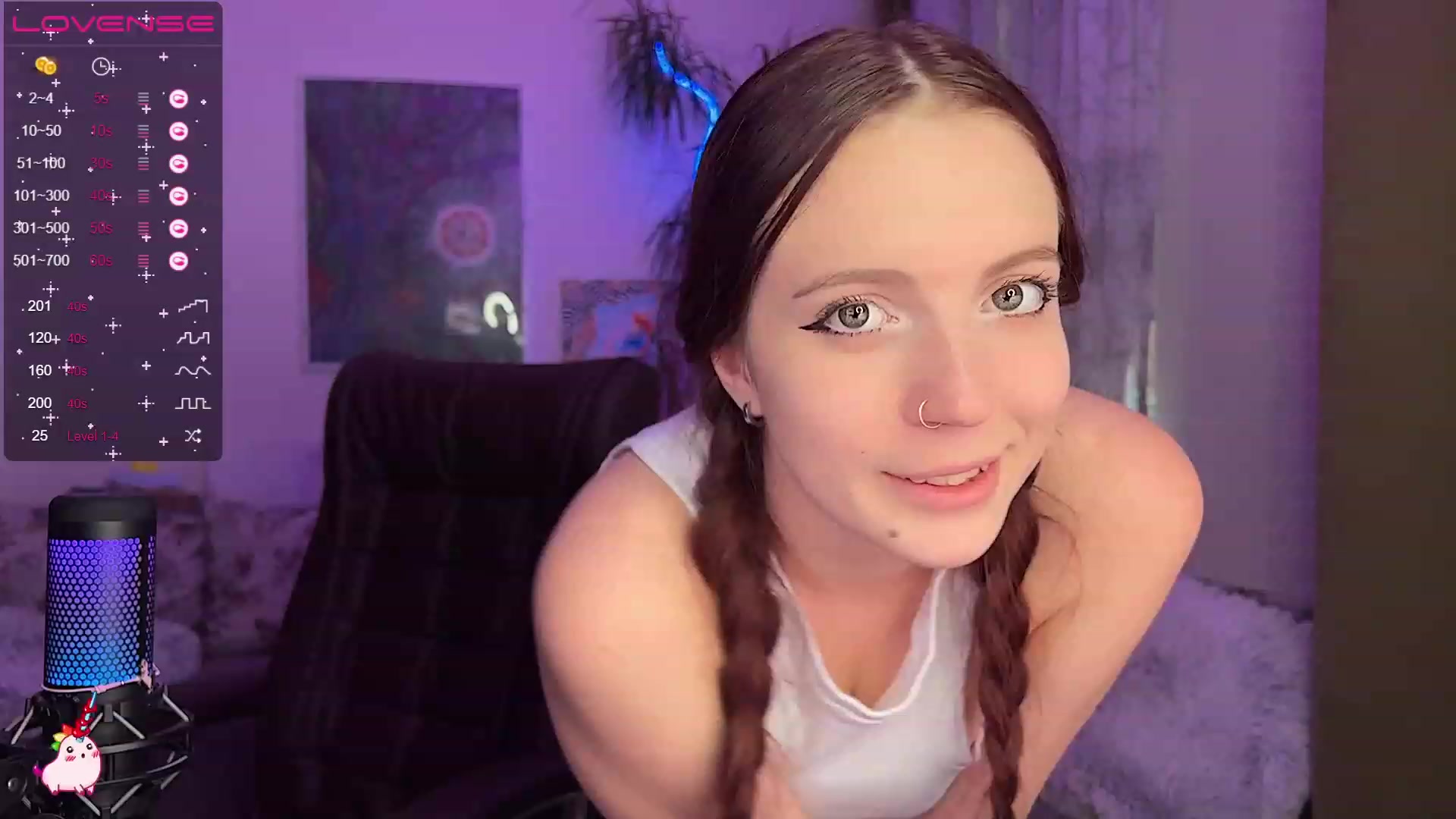 Gallery image thumbnail from Lissa_Skarlet's myfreecams stream on, 12/11/2022, 14:32 image 6 of 20