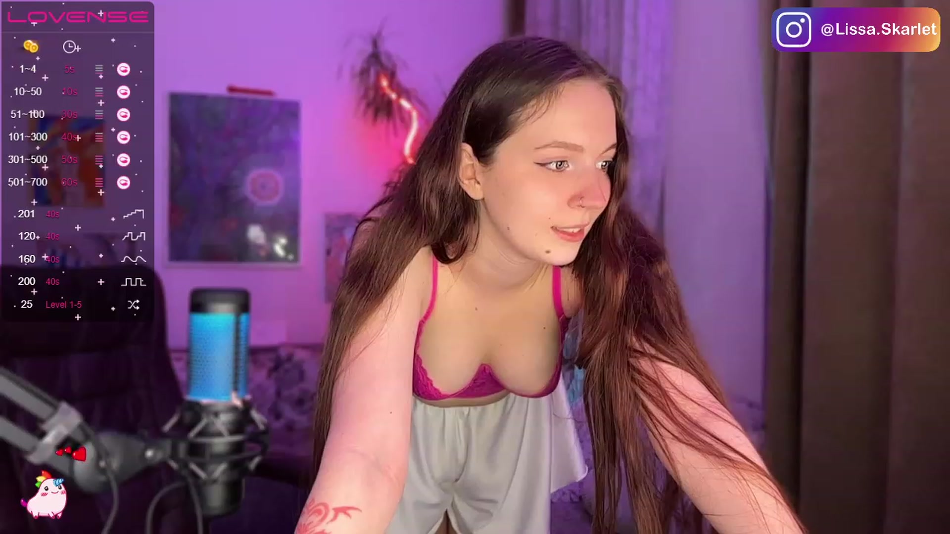 Gallery image thumbnail from Lissa_Skarlet's myfreecams stream on, 04/15/2023, 19:39 image 7 of 20