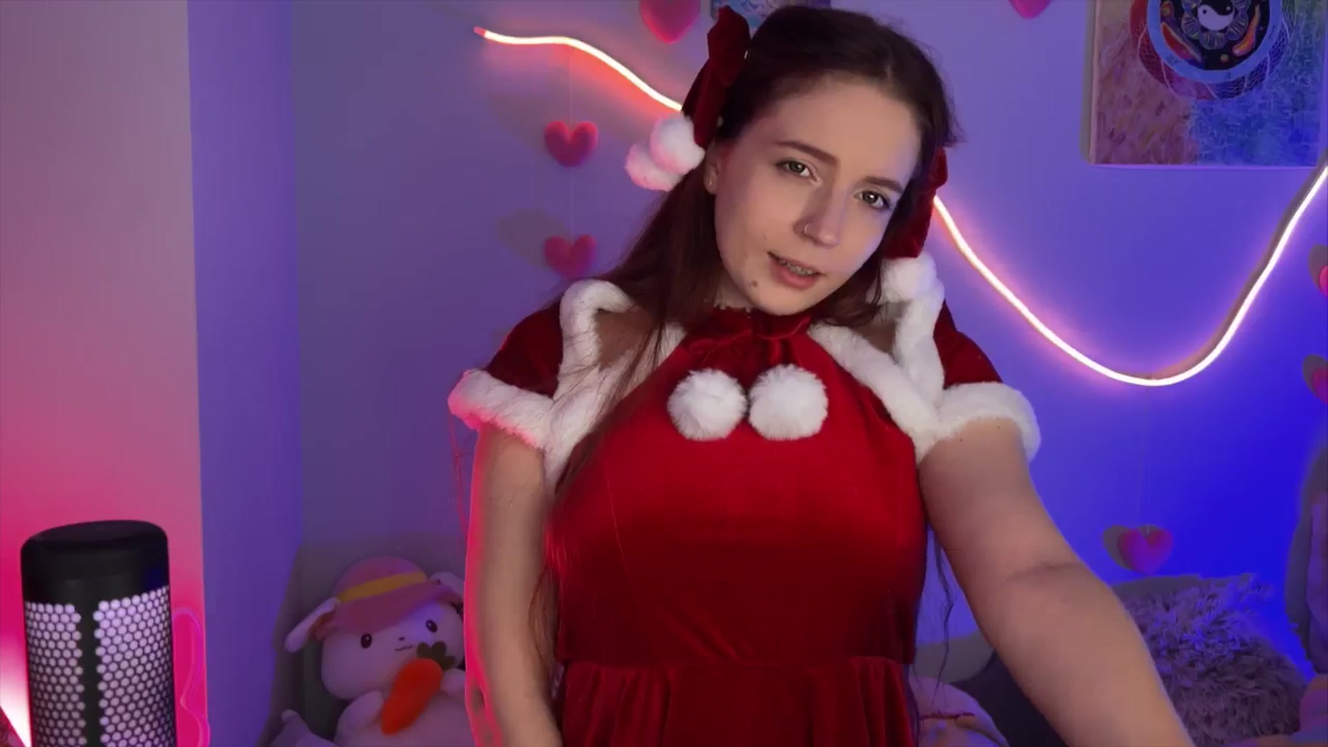 Gallery image thumbnail from Lissa_Skarlet's myfreecams stream on, 12/25/2024, 19:44 image 2 of 20