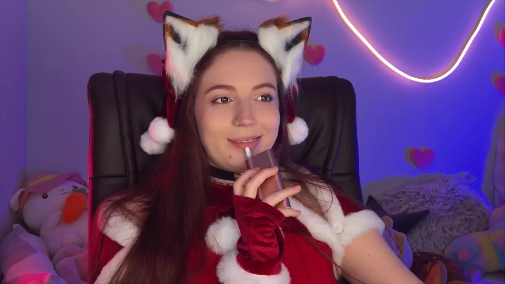 Gallery image thumbnail from Lissa_Skarlet's myfreecams stream on, 12/26/2024, 24:06 image 12 of 20