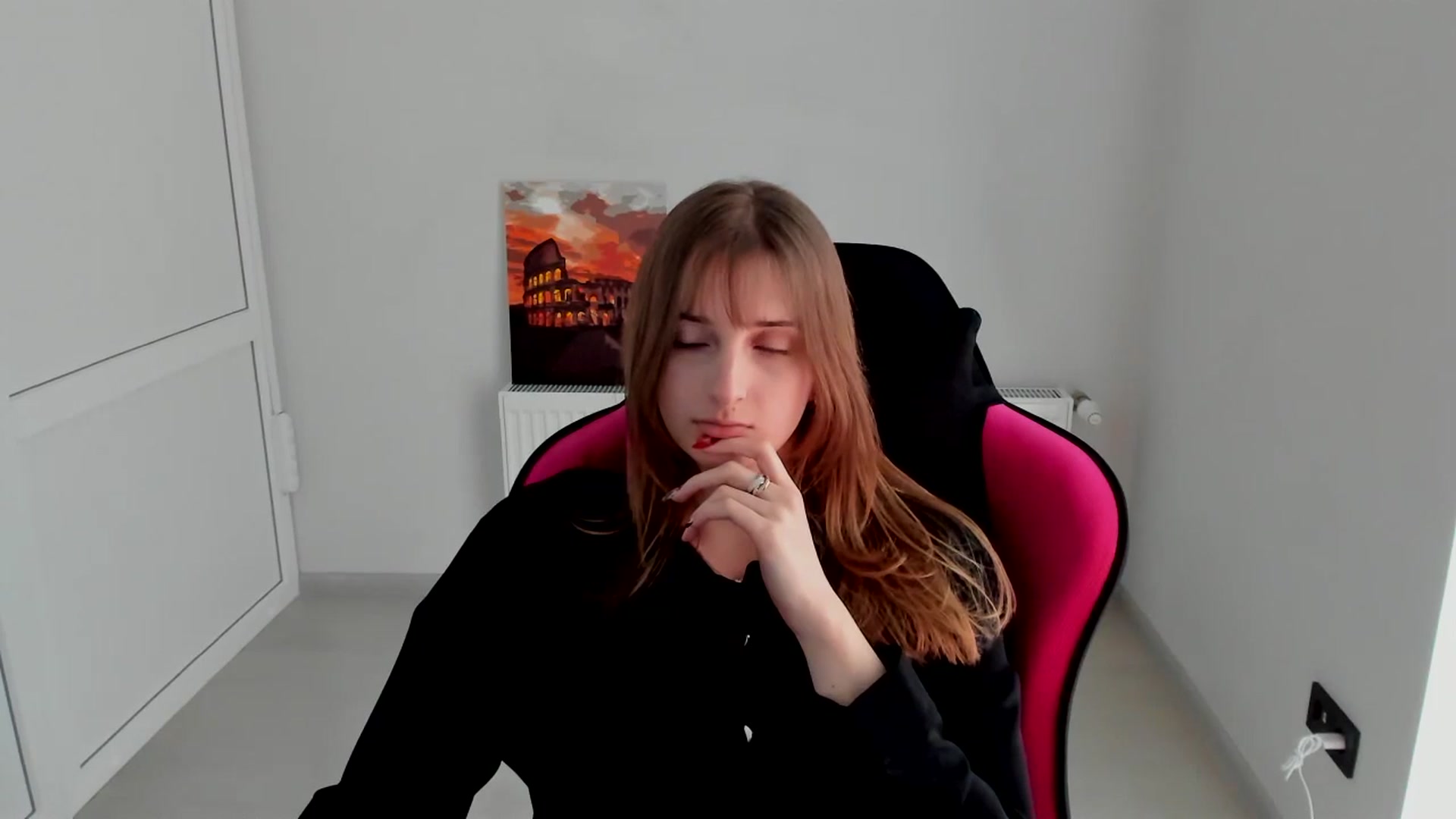 Gallery image thumbnail from Lissa_Stars's myfreecams stream on, 04/06/2026, 15:46 image 10 of 20
