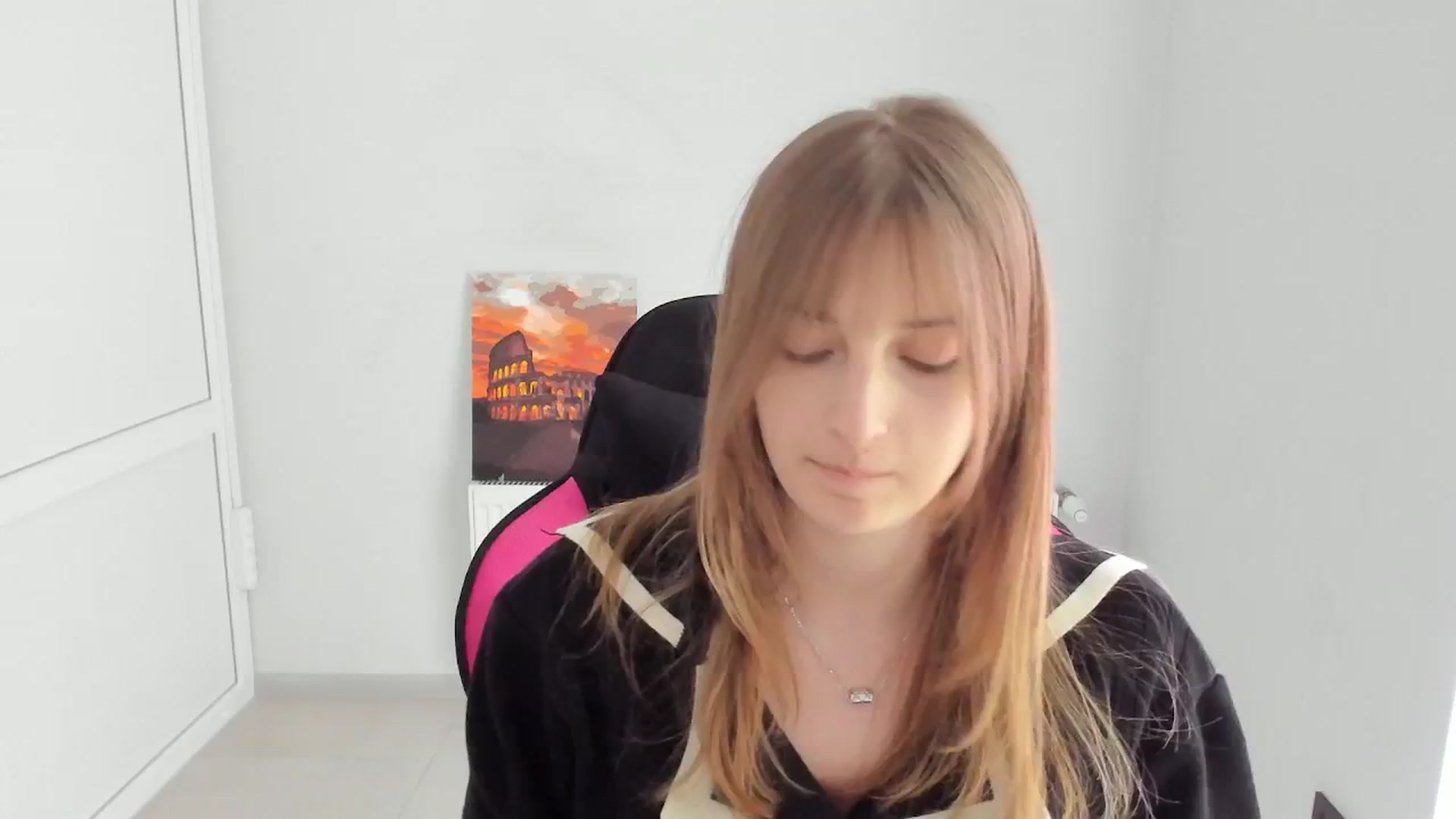 Gallery image thumbnail from Lissa_Stars's myfreecams stream on, 04/08/2026, 14:29 image 12 of 20