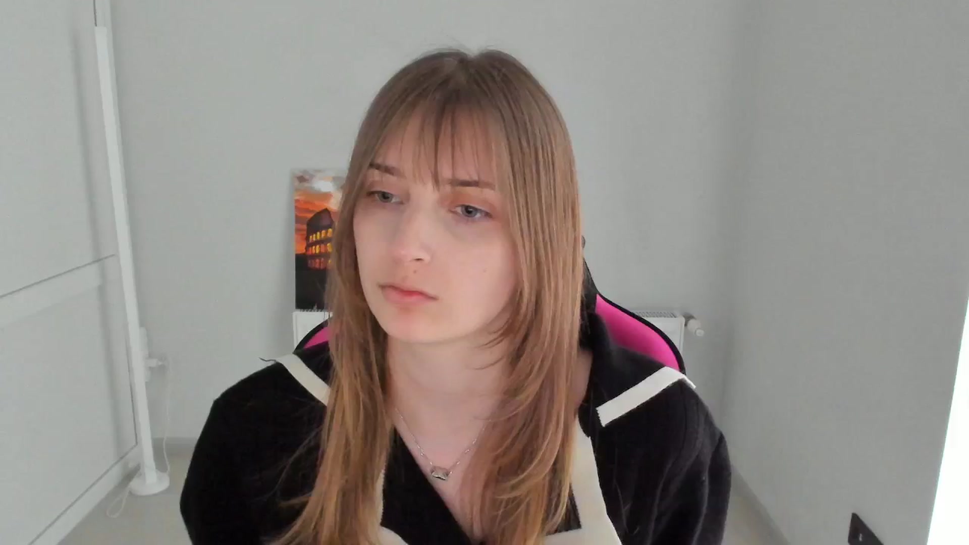 Gallery image thumbnail from Lissa_Stars's myfreecams stream on, 04/08/2026, 15:09 image 16 of 20