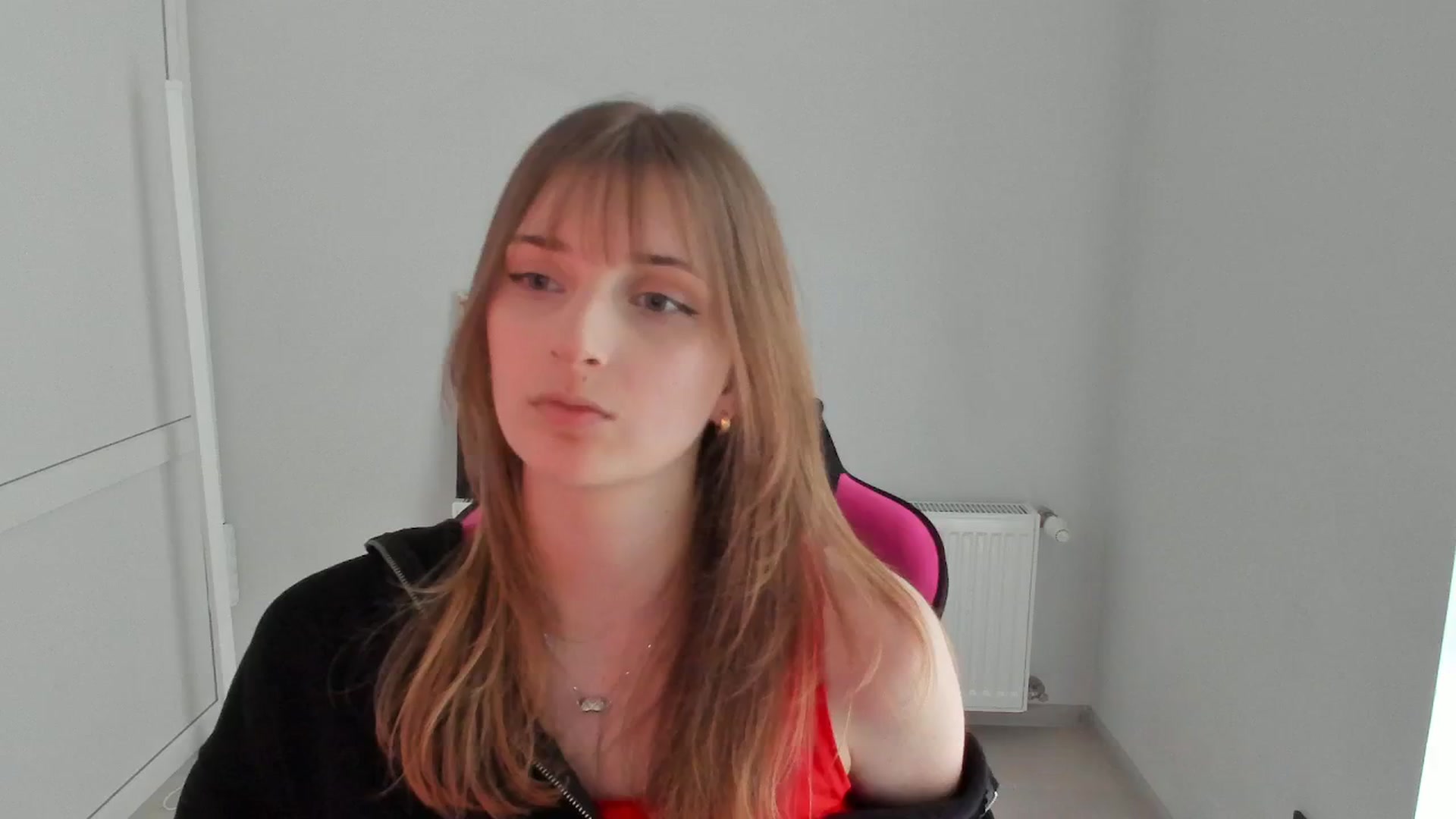 Gallery image thumbnail from Lissa_Stars's myfreecams stream on, 04/09/2026, 14:32 image 2 of 20