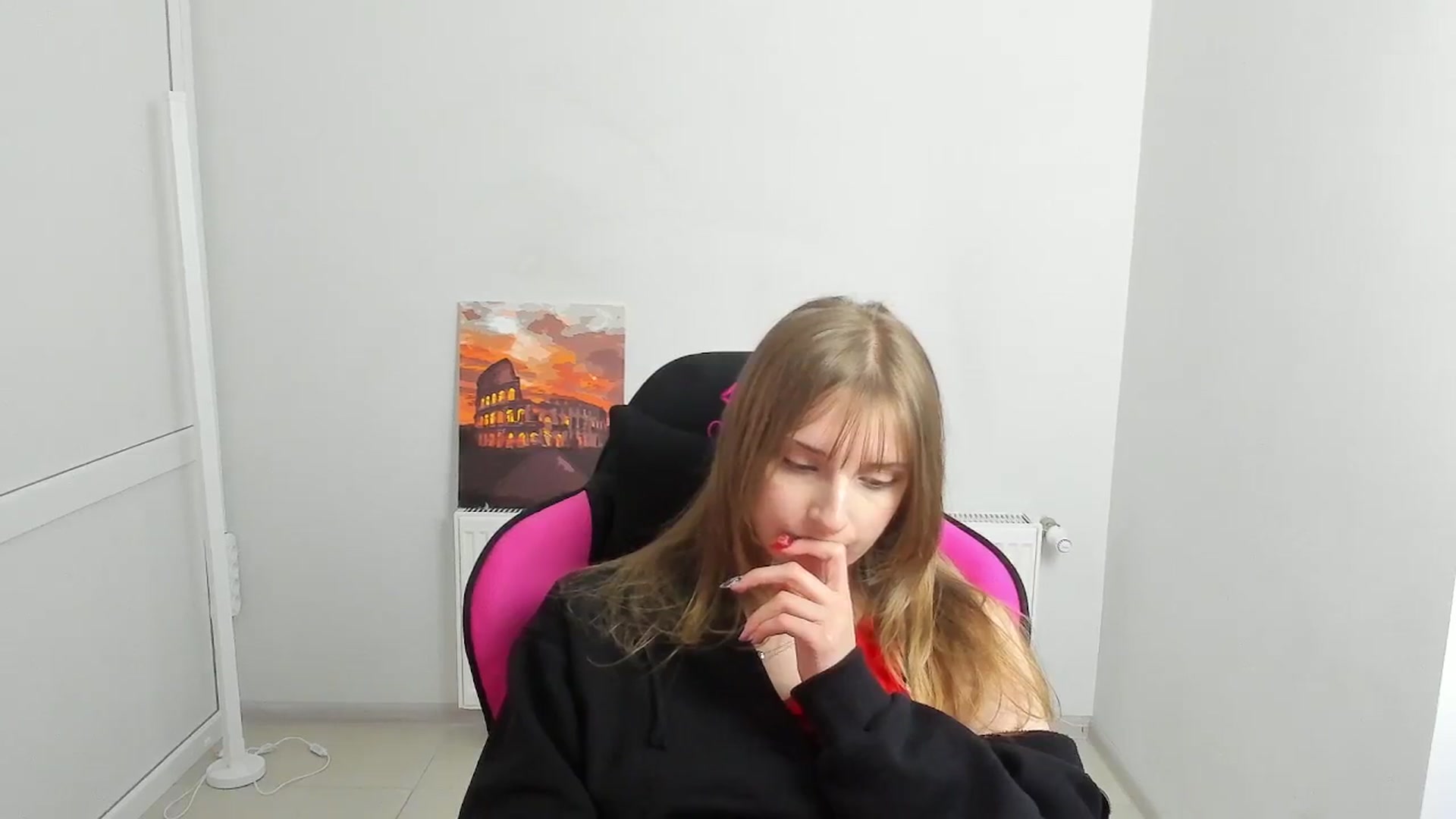 Gallery image thumbnail from Lissa_Stars's myfreecams stream on, 04/09/2026, 16:55 image 16 of 20