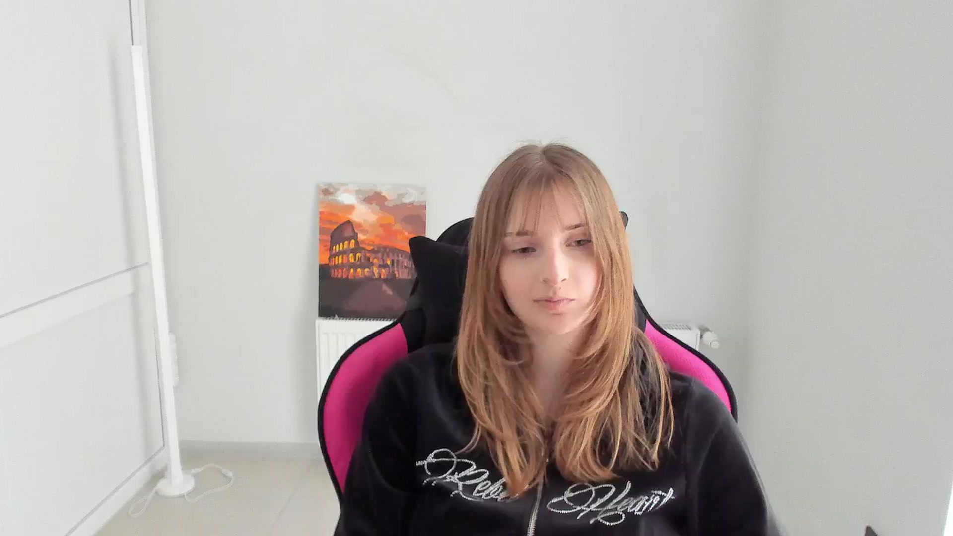 Gallery image thumbnail from Lissa_Stars's myfreecams stream on, 04/11/2026, 09:51 image 9 of 20