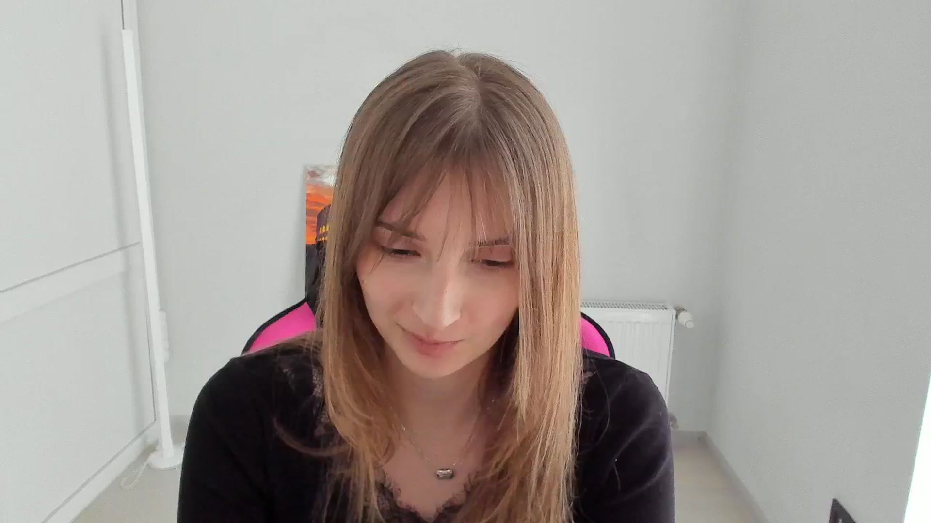 Gallery image thumbnail from Lissa_Stars's myfreecams stream on, 04/13/2026, 12:50 image 17 of 20