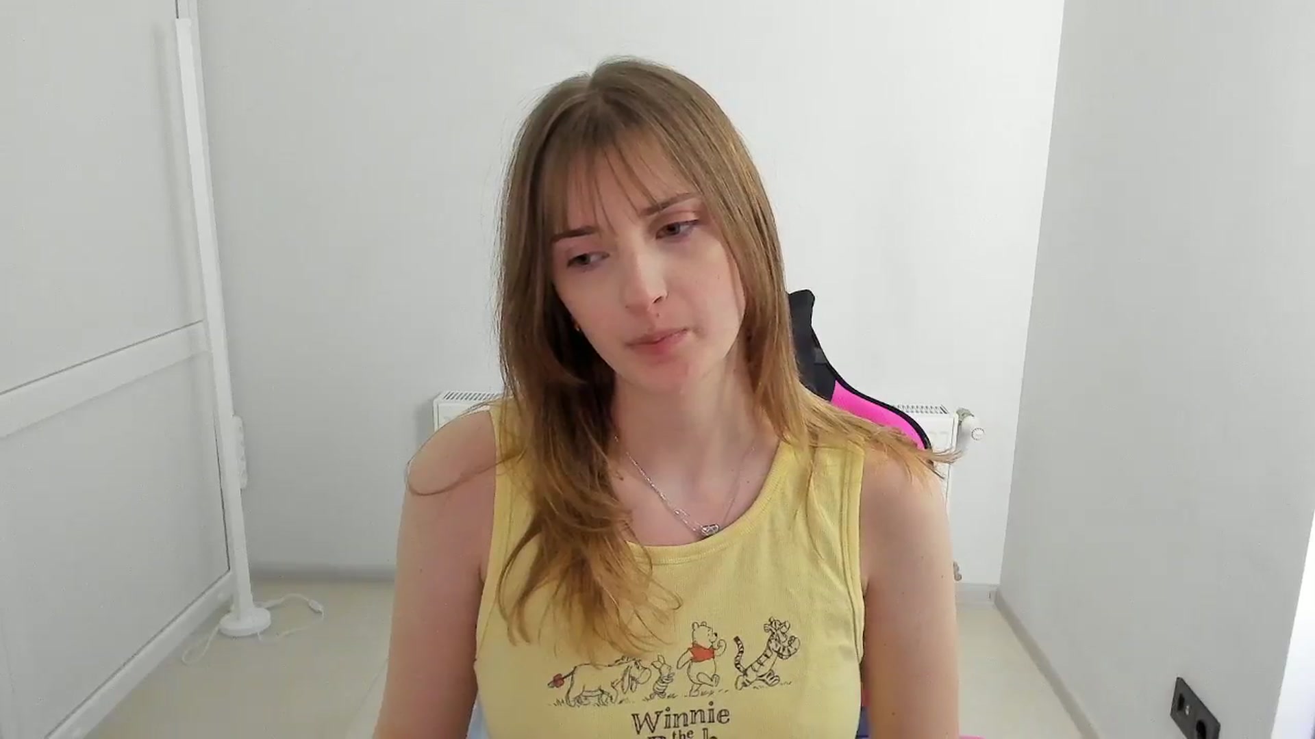 Gallery image thumbnail from Lissa_Stars's myfreecams stream on, 04/14/2026, 17:20 image 2 of 20
