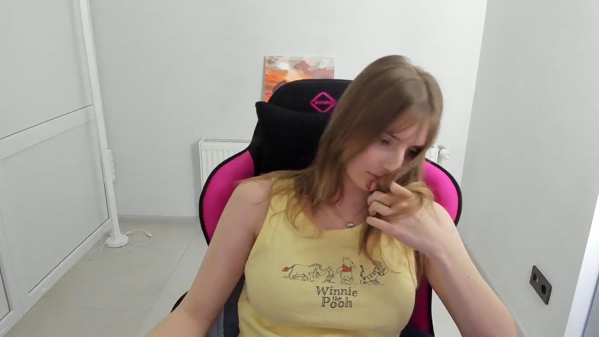 Gallery image thumbnail from Lissa_Stars's myfreecams stream on, 04/14/2026, 17:20 image 6 of 20