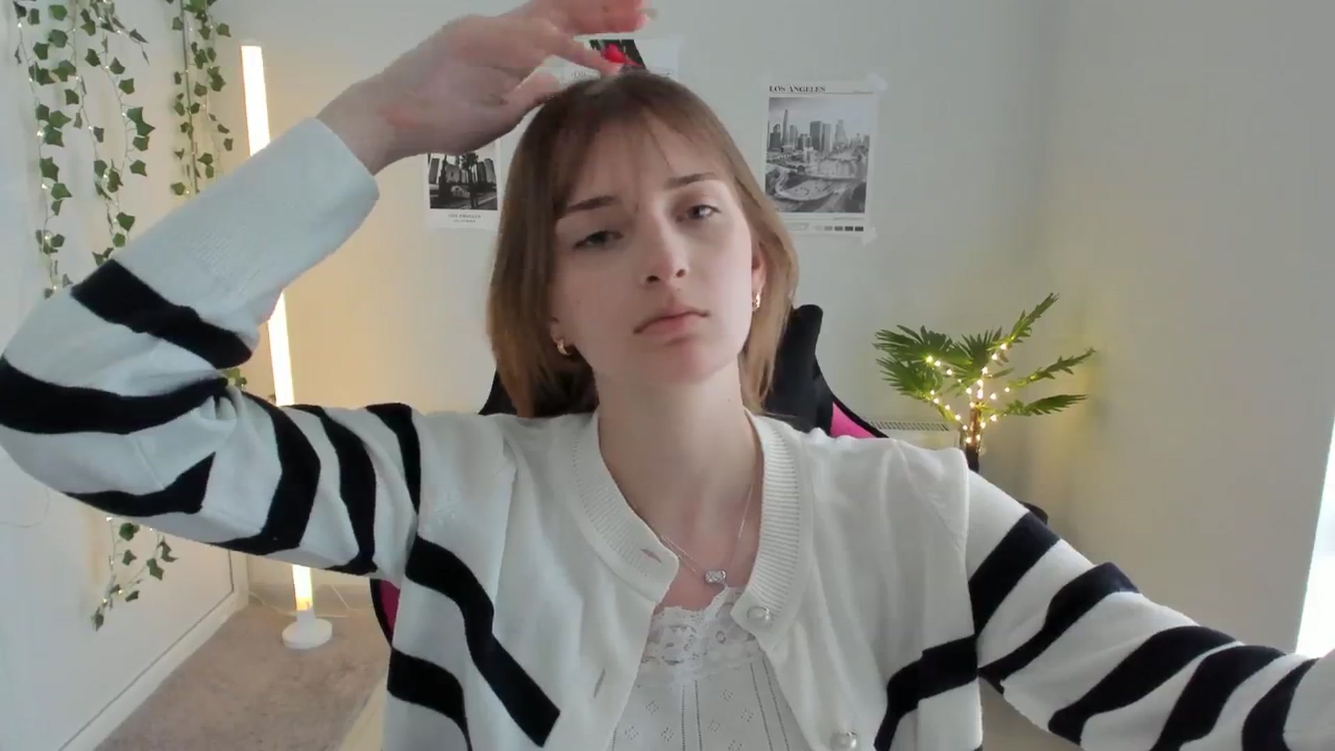 Gallery image thumbnail from Lissa_Stars's myfreecams stream on, 04/19/2026, 14:26 image 2 of 20