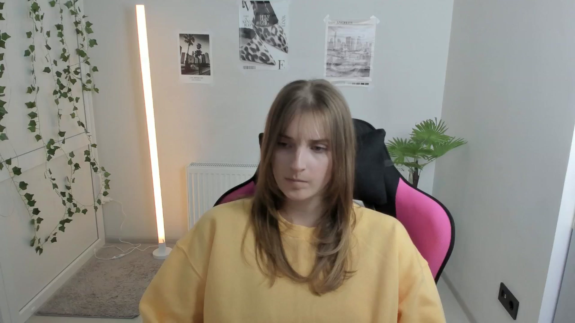 Gallery image thumbnail from Lissa_Stars's myfreecams stream on, 04/26/2026, 17:32 image 11 of 20