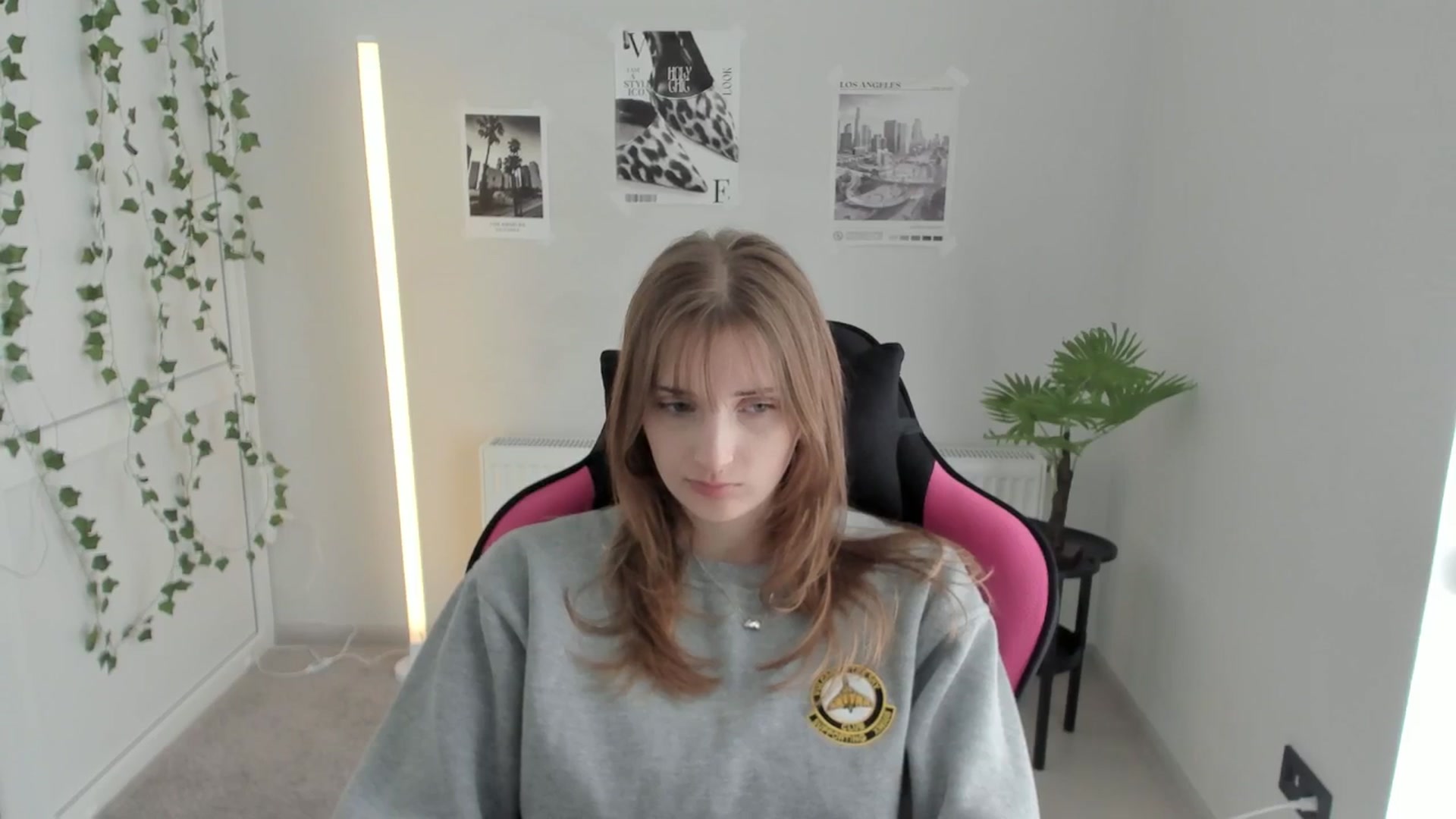 Gallery image thumbnail from Lissa_Stars's myfreecams stream on, 04/27/2026, 12:21 image 8 of 20
