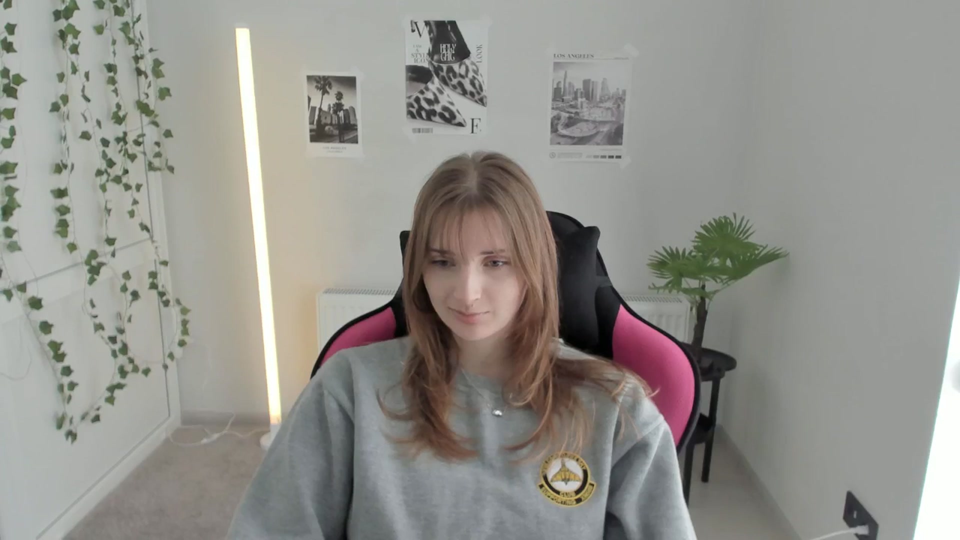 Gallery image thumbnail from Lissa_Stars's myfreecams stream on, 04/27/2026, 12:21 image 9 of 20