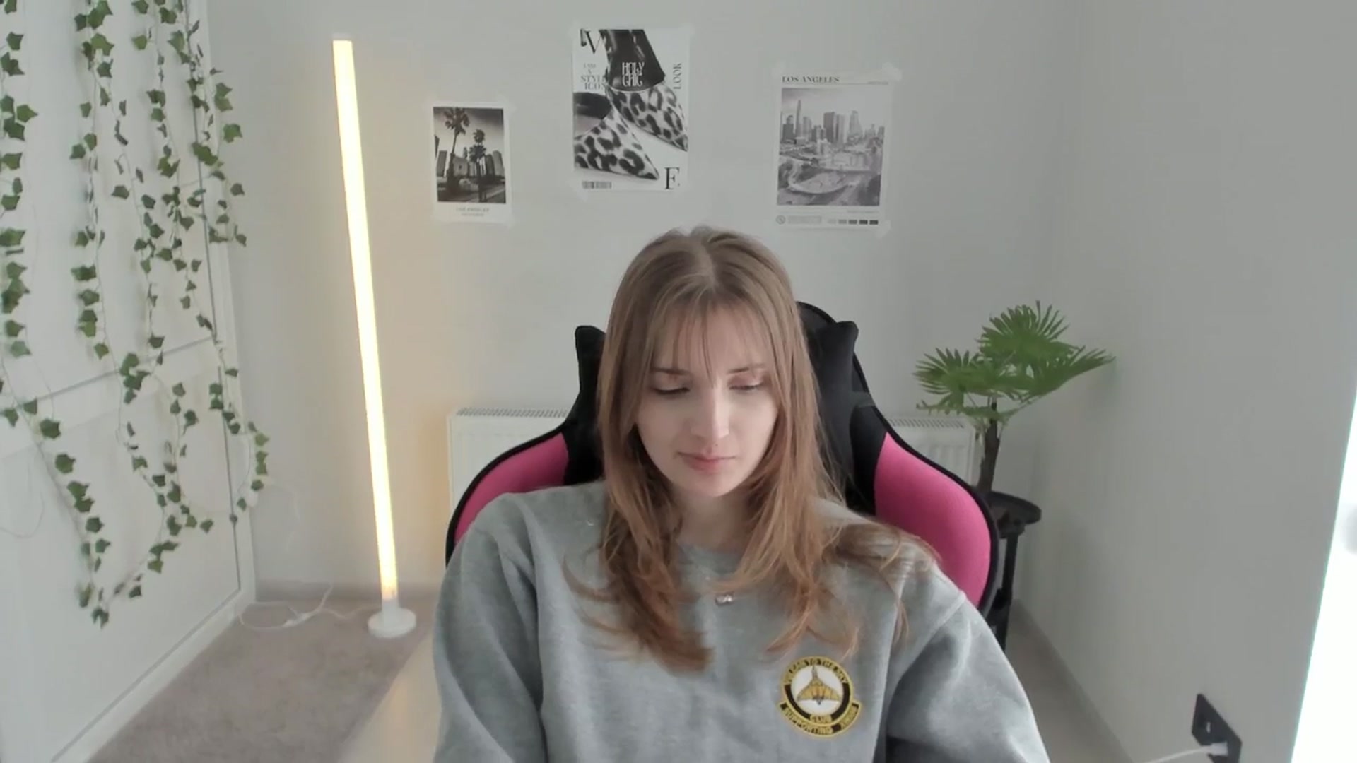 Gallery image thumbnail from Lissa_Stars's myfreecams stream on, 04/27/2026, 12:21 image 11 of 20