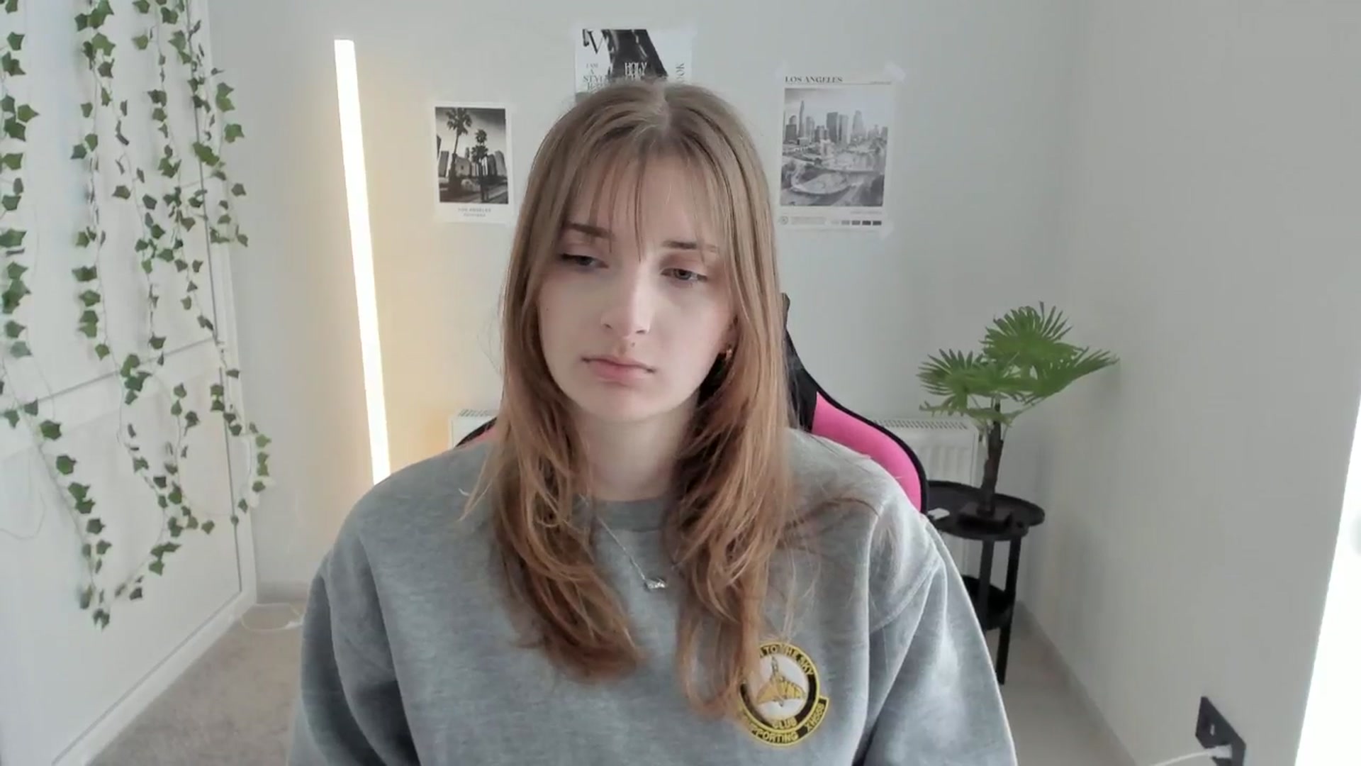 Gallery image thumbnail from Lissa_Stars's myfreecams stream on, 04/27/2026, 12:21 image 19 of 20