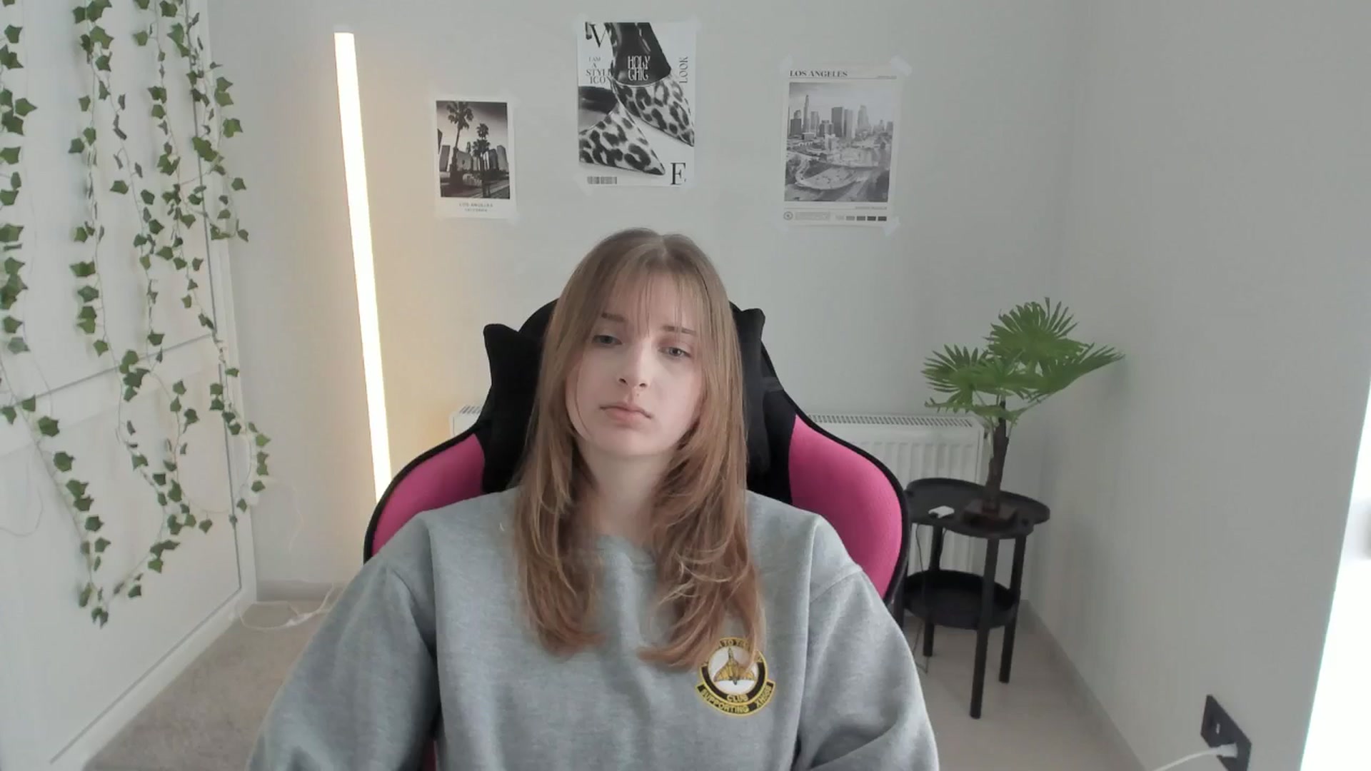 Gallery image thumbnail from Lissa_Stars's myfreecams stream on, 04/27/2026, 13:24 image 4 of 20