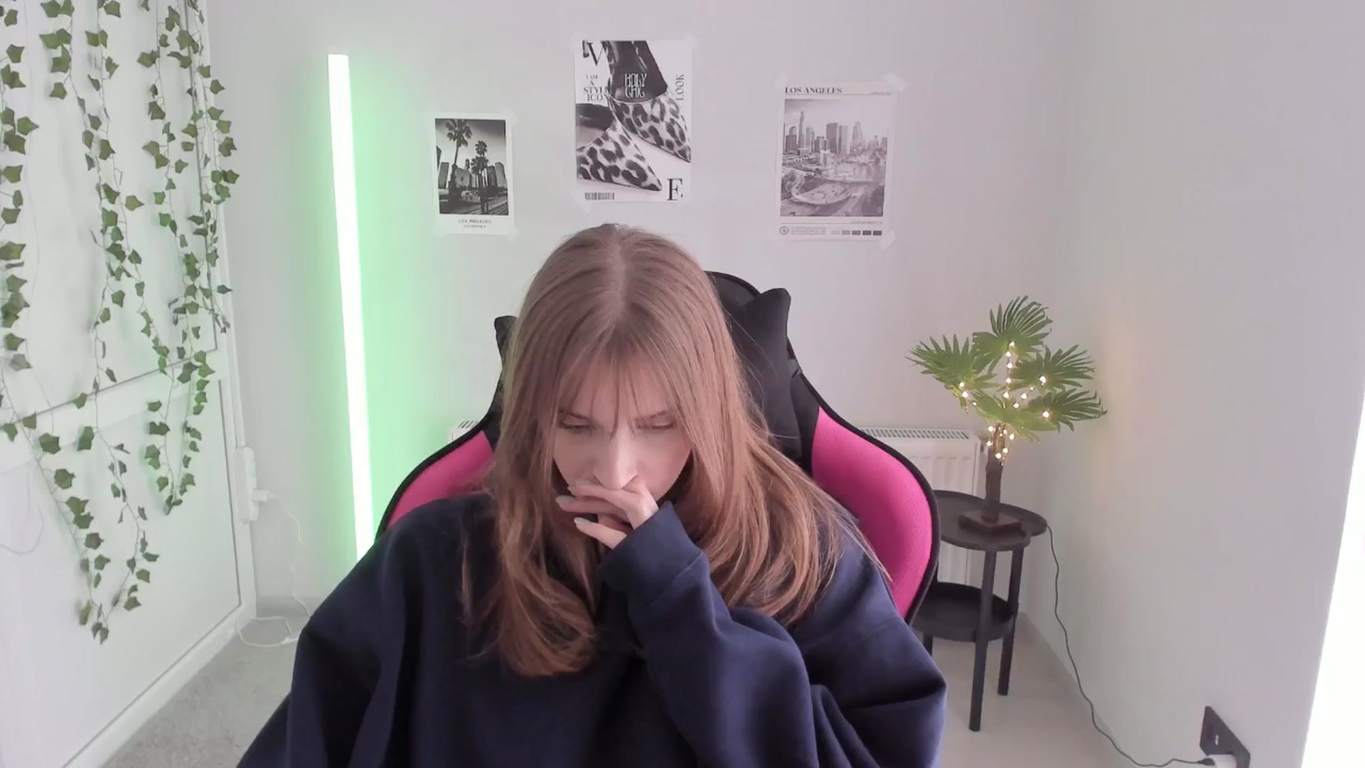 Gallery image thumbnail from Lissa_Stars's myfreecams stream on, 04/30/2026, 11:45 image 8 of 20