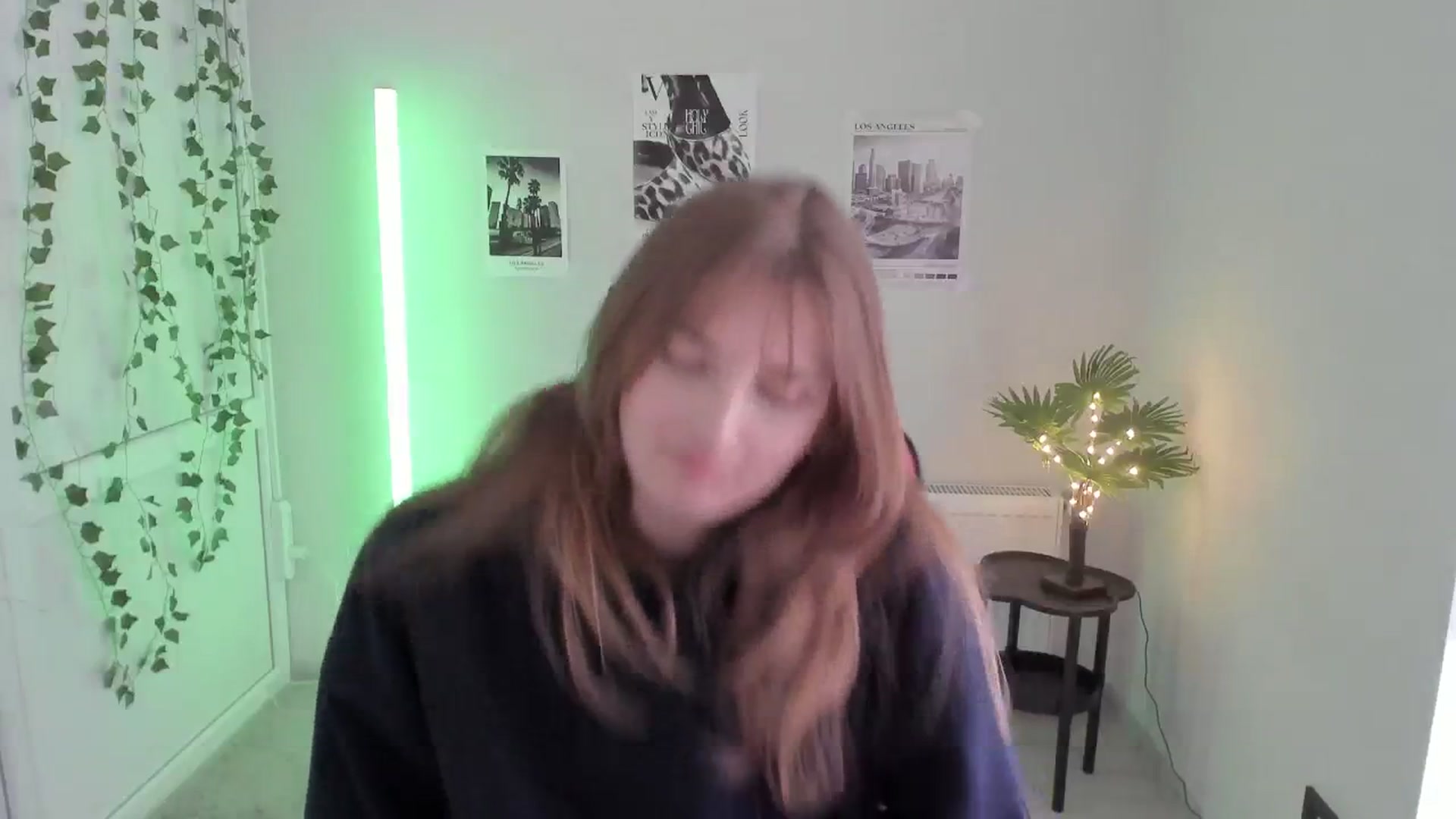 Gallery image thumbnail from Lissa_Stars's myfreecams stream on, 04/30/2026, 16:10 image 9 of 20