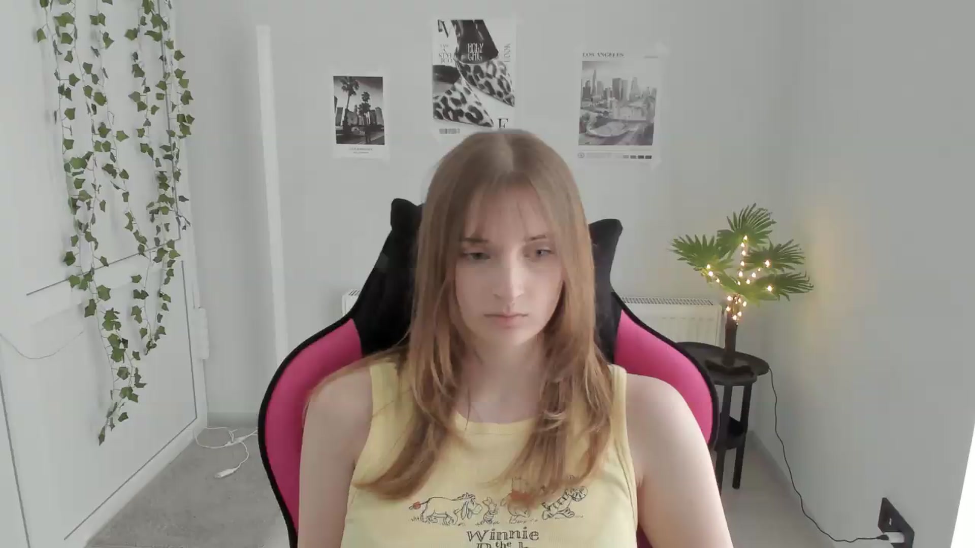 Gallery image thumbnail from Lissa_Stars's myfreecams stream on, 05/16/2026, 12:25 image 13 of 20