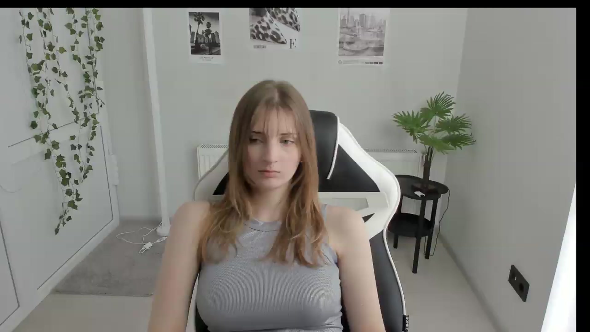 Gallery image thumbnail from Lissa_Stars's myfreecams stream on, 05/18/2026, 09:43 image 6 of 20