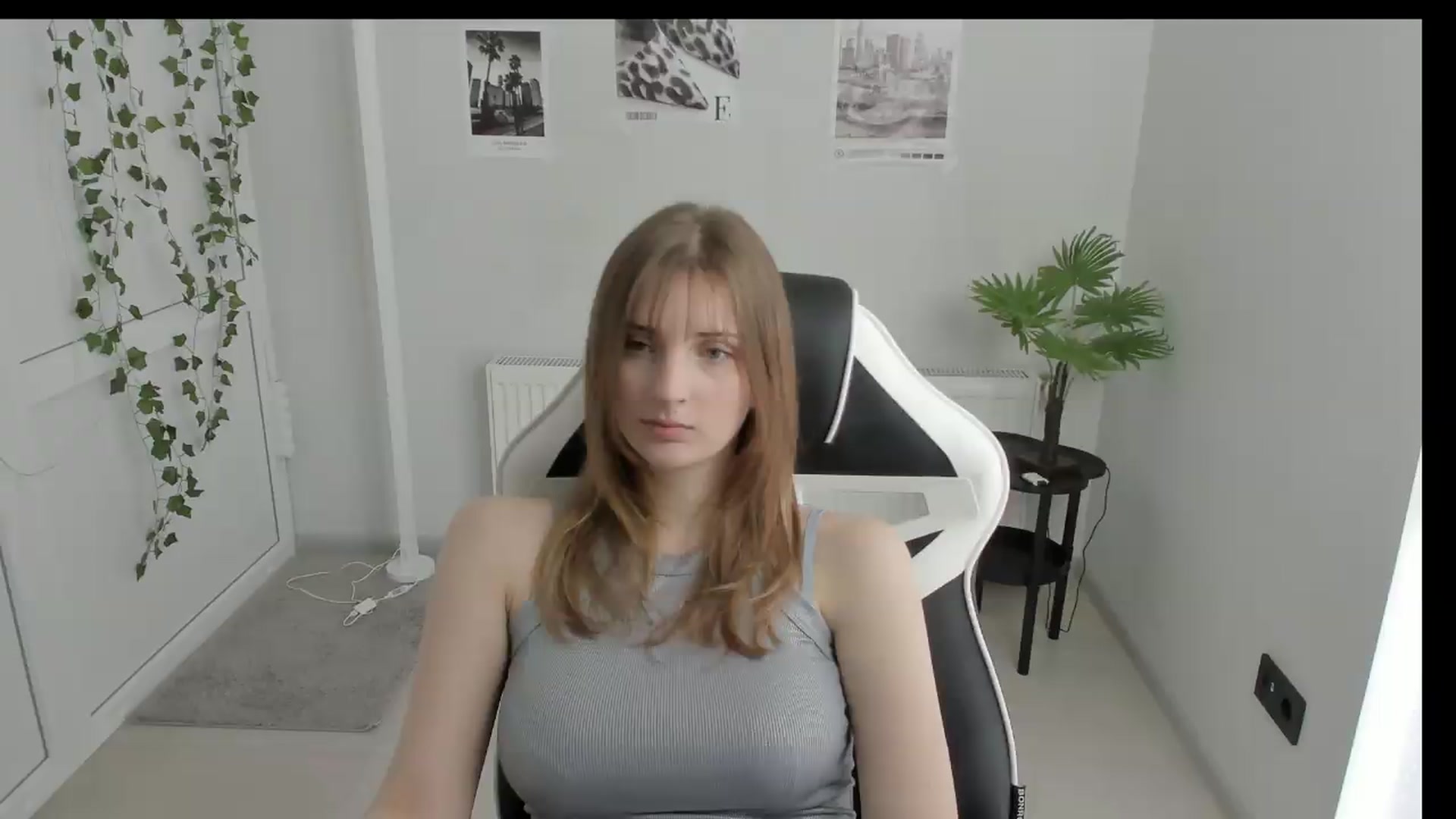 Gallery image thumbnail from Lissa_Stars's myfreecams stream on, 05/18/2026, 09:43 image 11 of 20