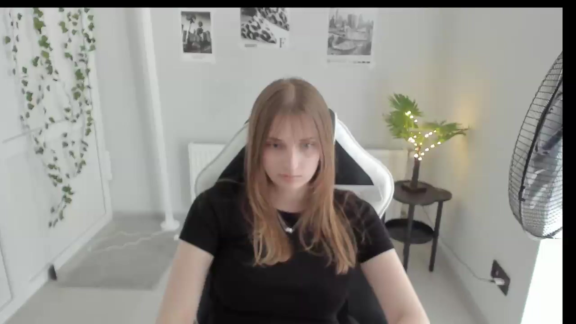 Gallery image thumbnail from Lissa_Stars's myfreecams stream on, 05/23/2026, 14:08 image 10 of 20