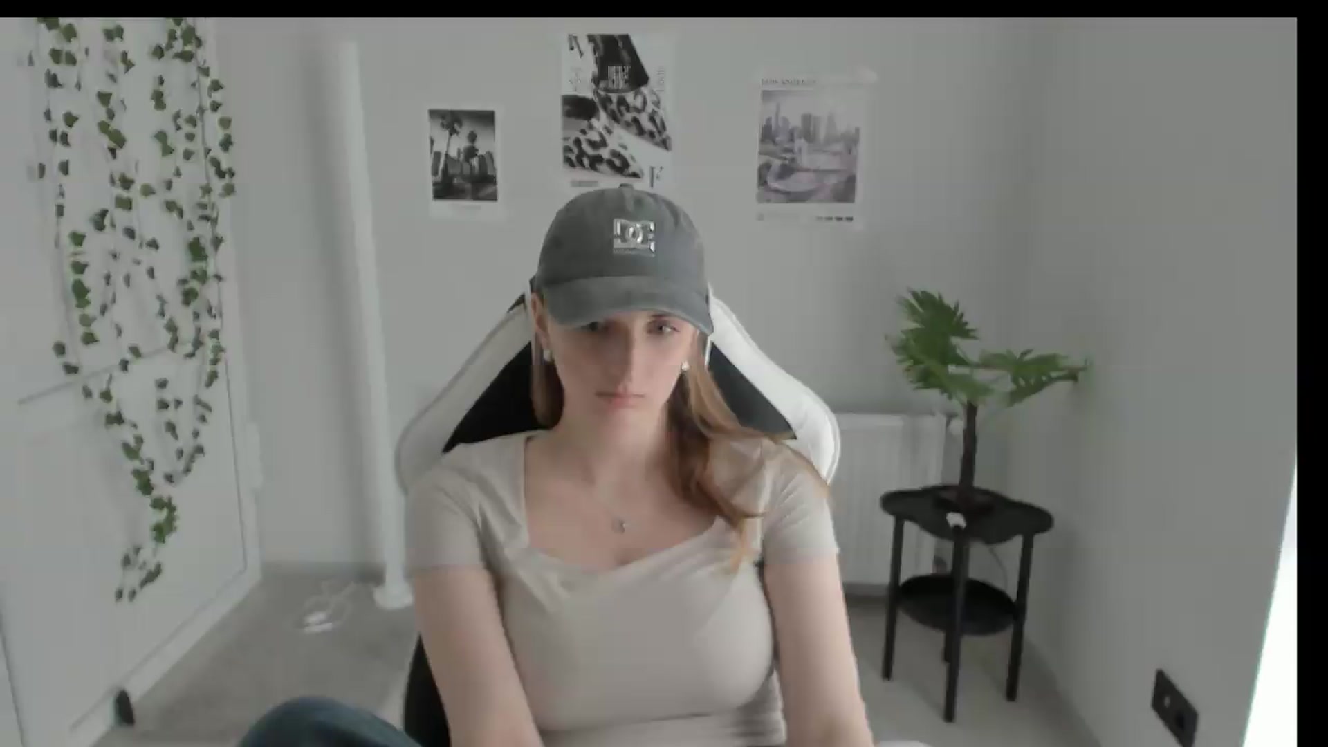Gallery image thumbnail from Lissa_Stars's myfreecams stream on, 05/28/2026, 14:45 image 14 of 20