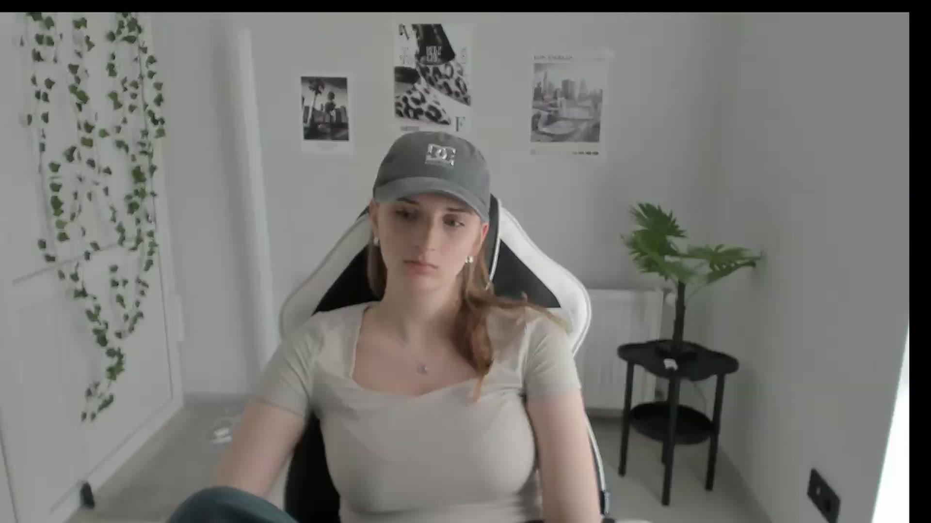 Gallery image thumbnail from Lissa_Stars's myfreecams stream on, 05/28/2026, 14:45 image 15 of 20