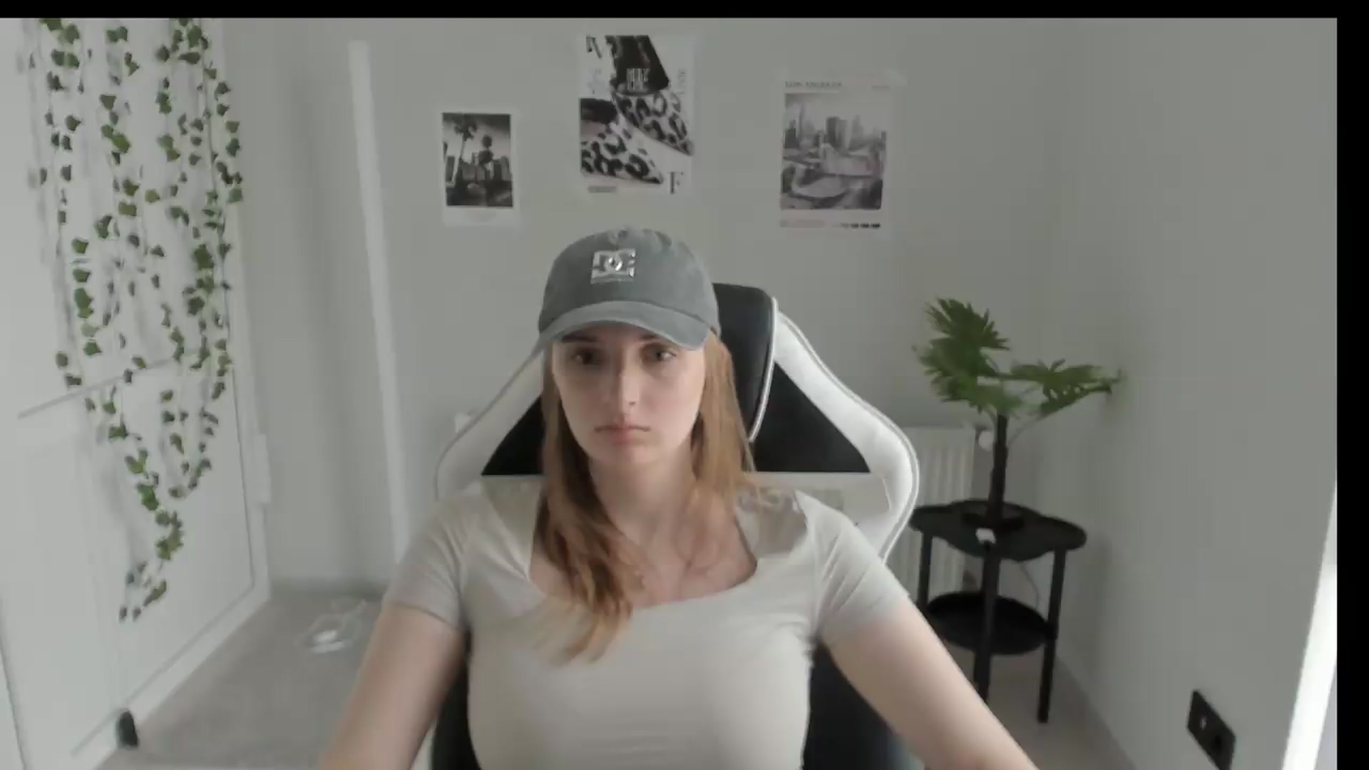 Gallery image thumbnail from Lissa_Stars's myfreecams stream on, 05/28/2026, 14:45 image 7 of 20