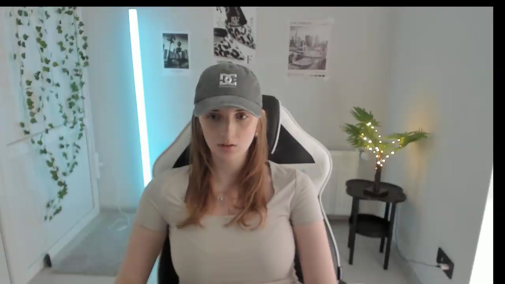 Gallery image thumbnail from Lissa_Stars's myfreecams stream on, 05/28/2026, 16:15 image 1 of 20