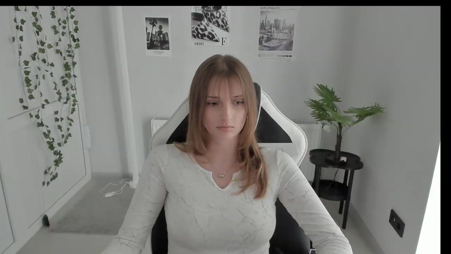Gallery image thumbnail from Lissa_Stars's myfreecams stream on, 05/29/2026, 13:15 image 9 of 20