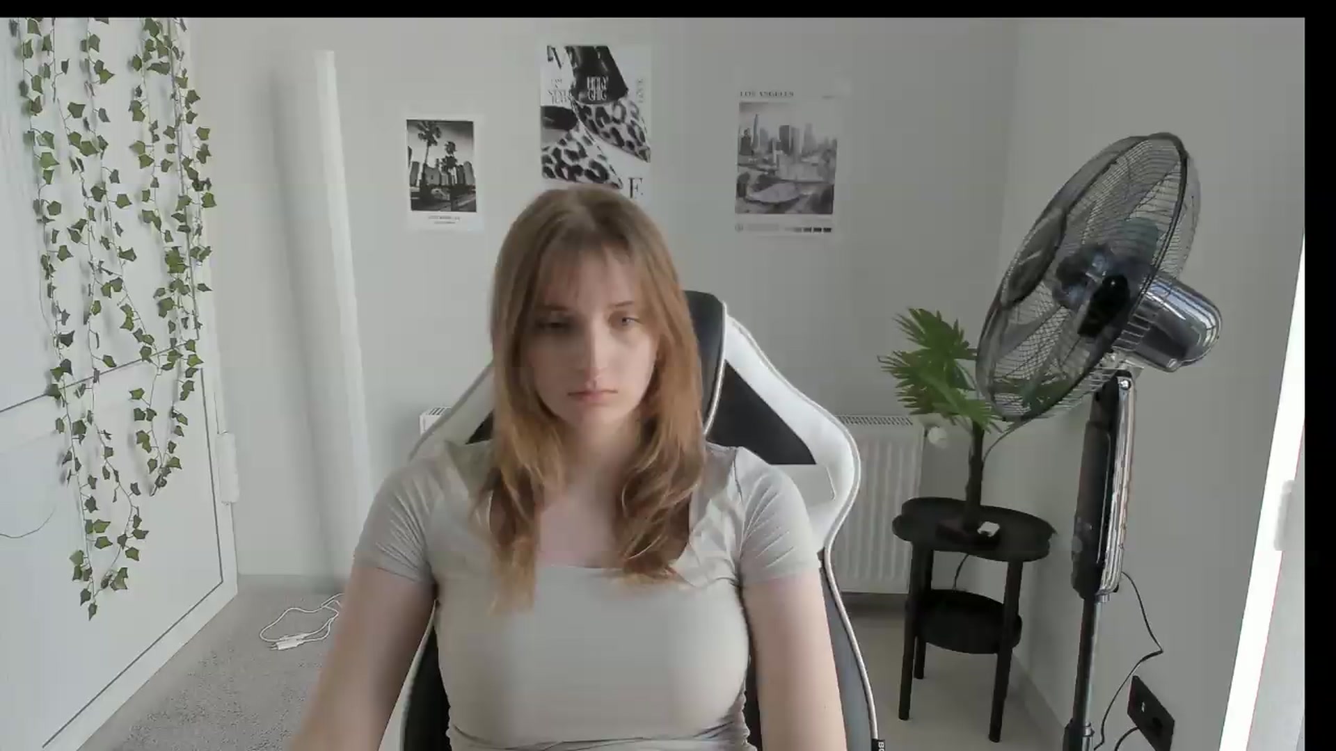Gallery image thumbnail from Lissa_Stars's myfreecams stream on, 06/05/2026, 13:45 image 3 of 20
