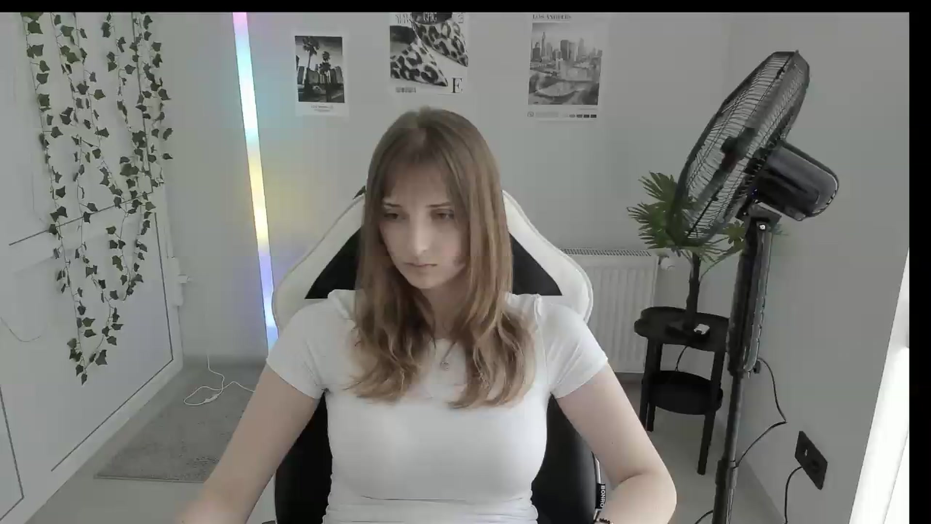 Gallery image thumbnail from Lissa_Stars's myfreecams stream on, 06/06/2026, 13:16 image 5 of 20