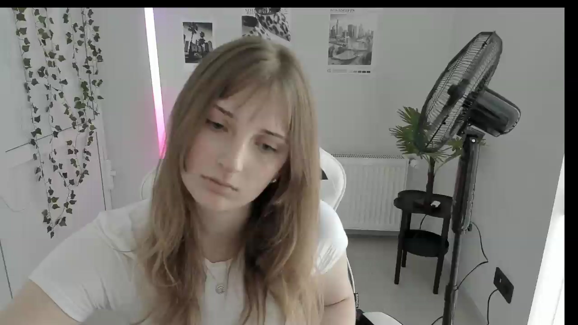 Gallery image thumbnail from Lissa_Stars's myfreecams stream on, 06/06/2026, 13:16 image 3 of 20