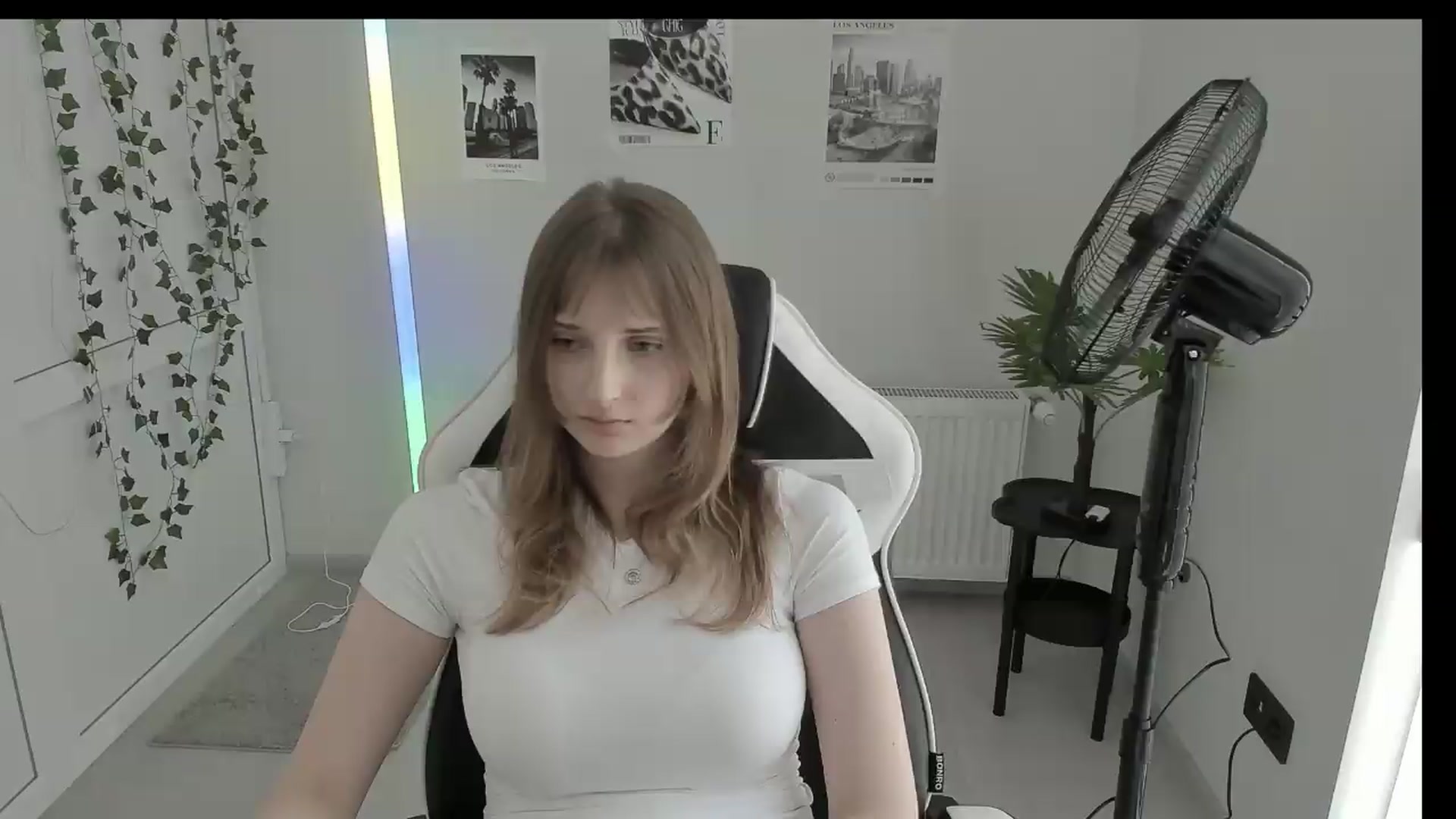 Gallery image thumbnail from Lissa_Stars's myfreecams stream on, 06/06/2026, 13:16 image 11 of 20