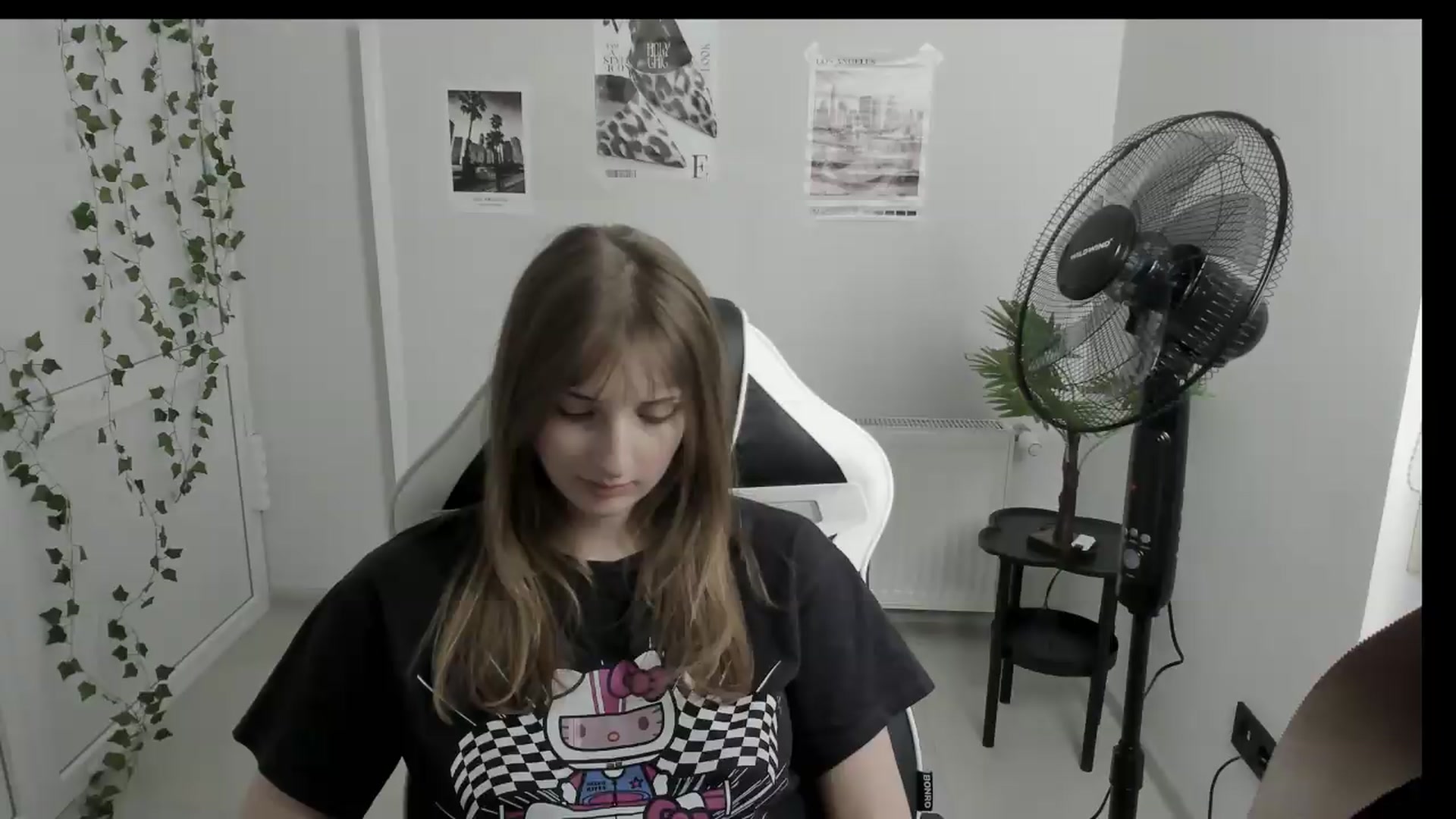 Gallery image thumbnail from Lissa_Stars's myfreecams stream on, 06/07/2026, 16:23 image 9 of 20