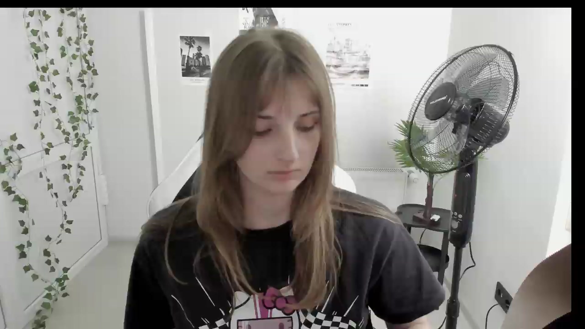 Gallery image thumbnail from Lissa_Stars's myfreecams stream on, 06/07/2026, 16:23 image 1 of 20