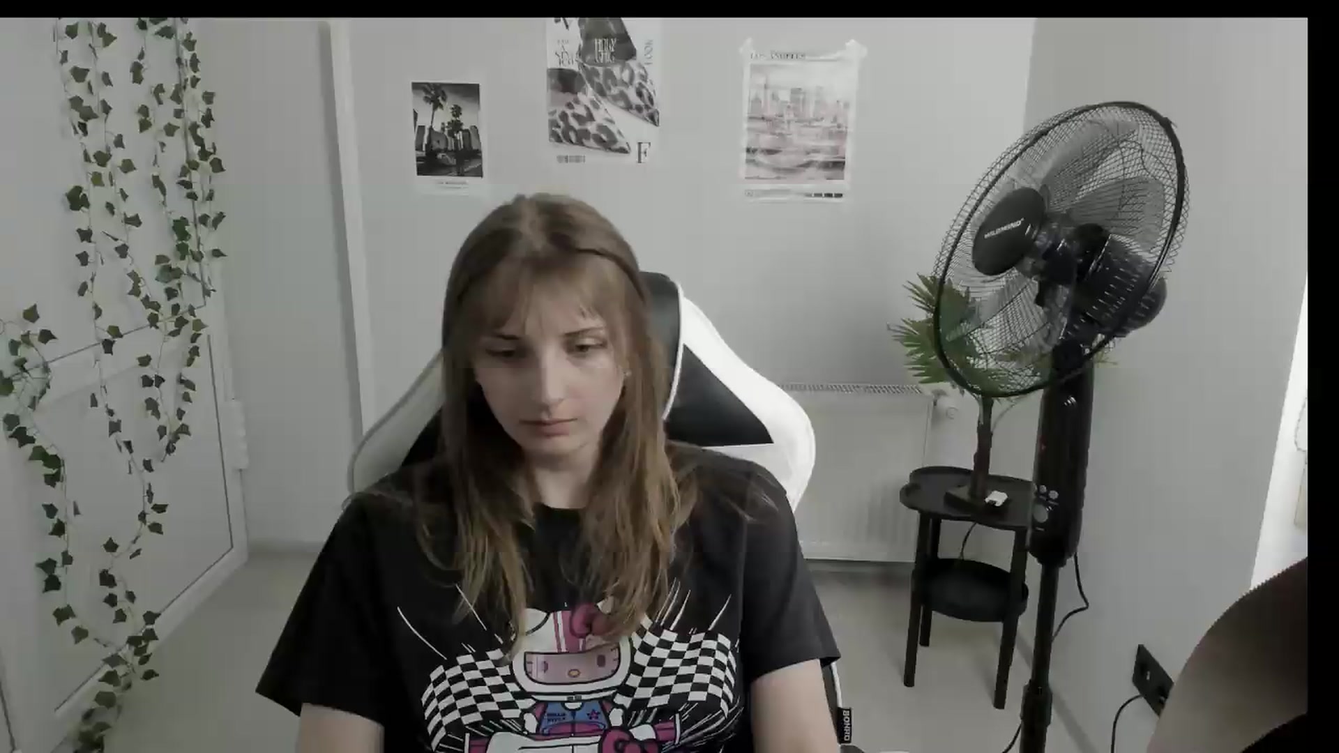 Gallery image thumbnail from Lissa_Stars's myfreecams stream on, 06/07/2026, 16:23 image 3 of 20