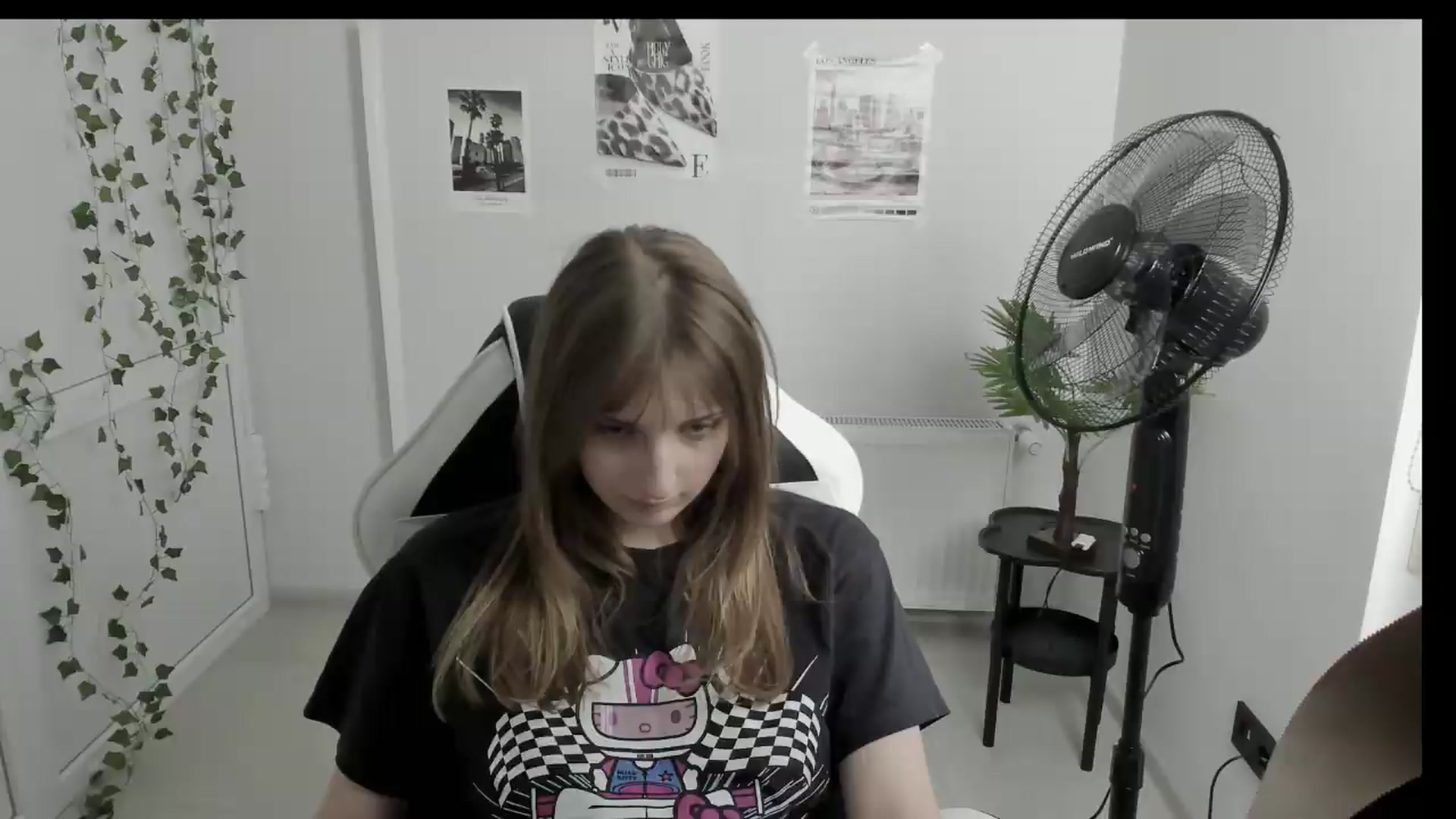 Gallery image thumbnail from Lissa_Stars's myfreecams stream on, 06/07/2026, 16:23 image 8 of 20